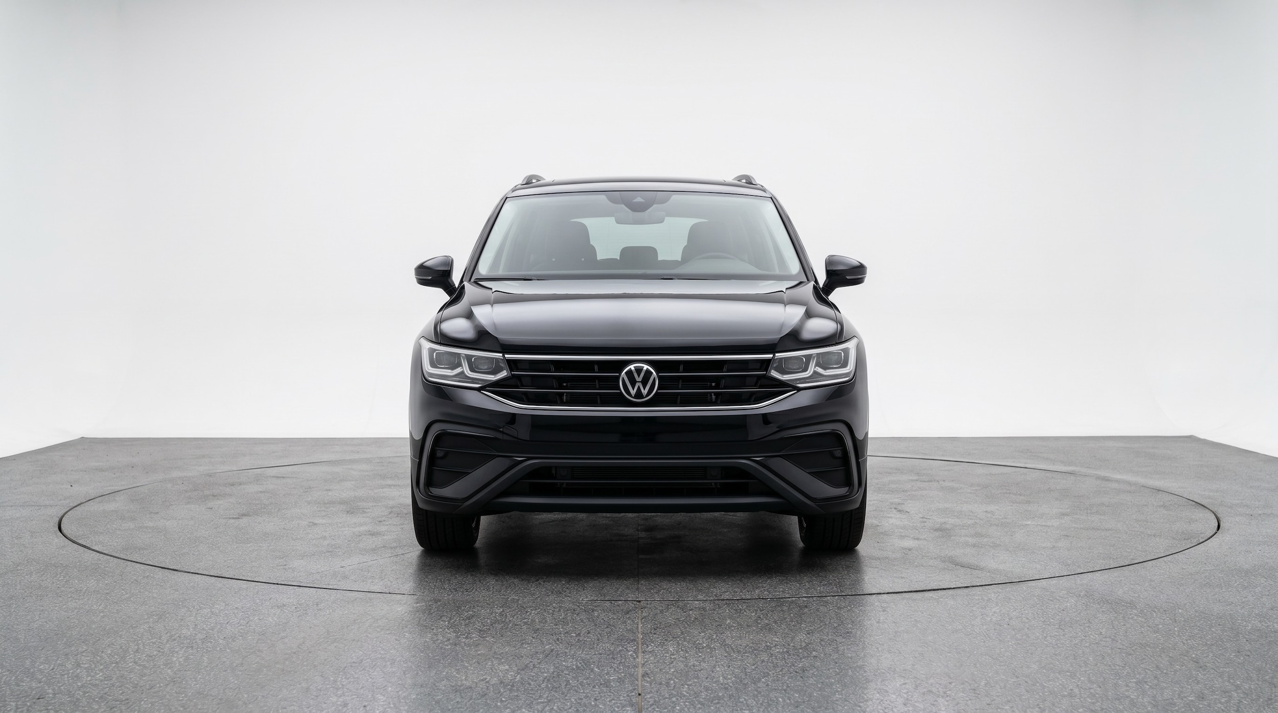 Thumbnail: 2026 Volkswagen Tiguan - 2
