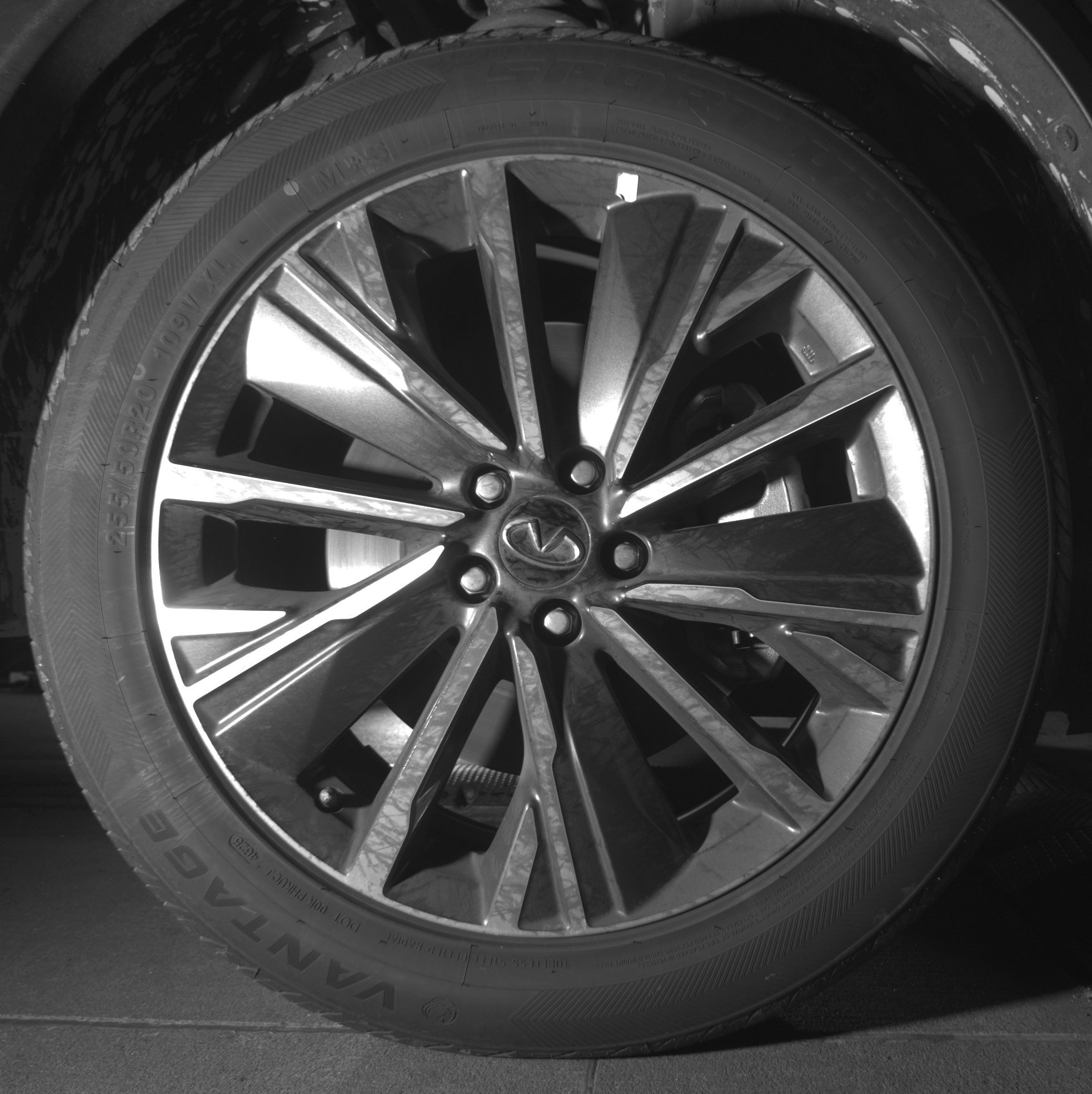 Thumbnail: 2026 INFINITI QX60 - 10