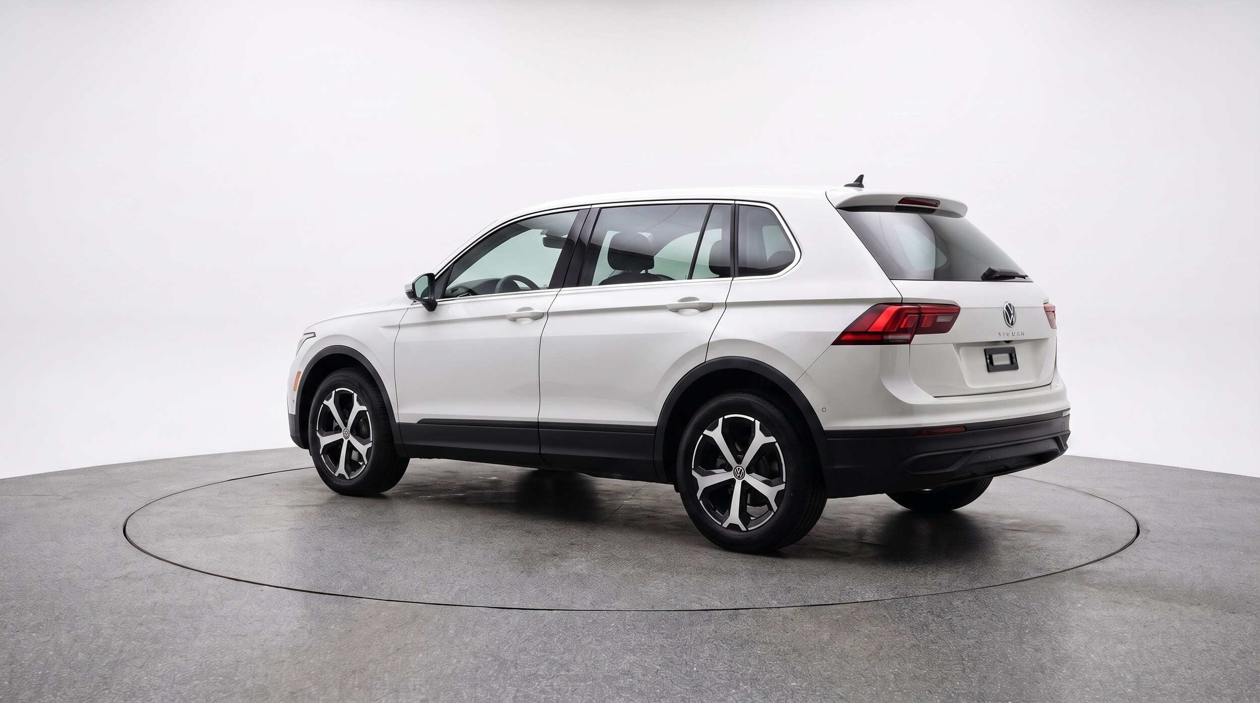 Thumbnail: 2026 Volkswagen Tiguan - 5