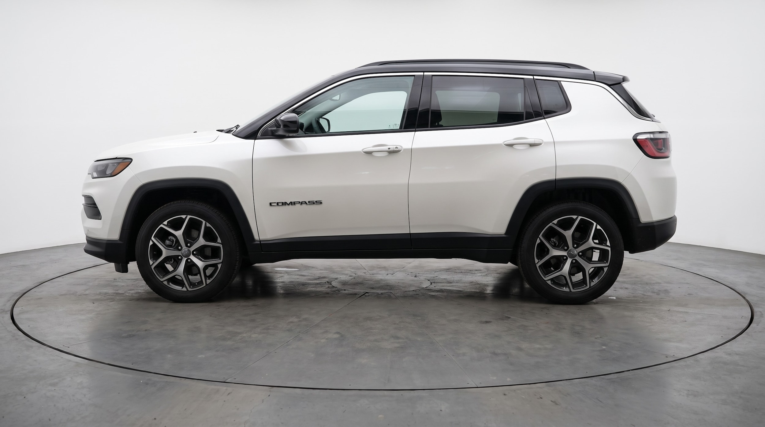 Thumbnail: 2025 Jeep Compass - 4
