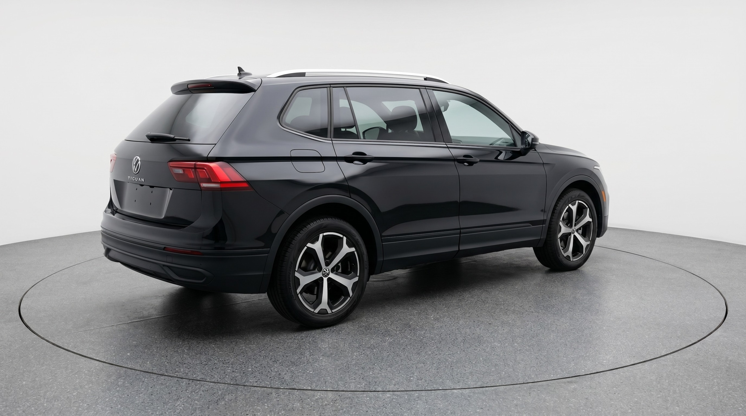Thumbnail: 2026 Volkswagen Tiguan - 7