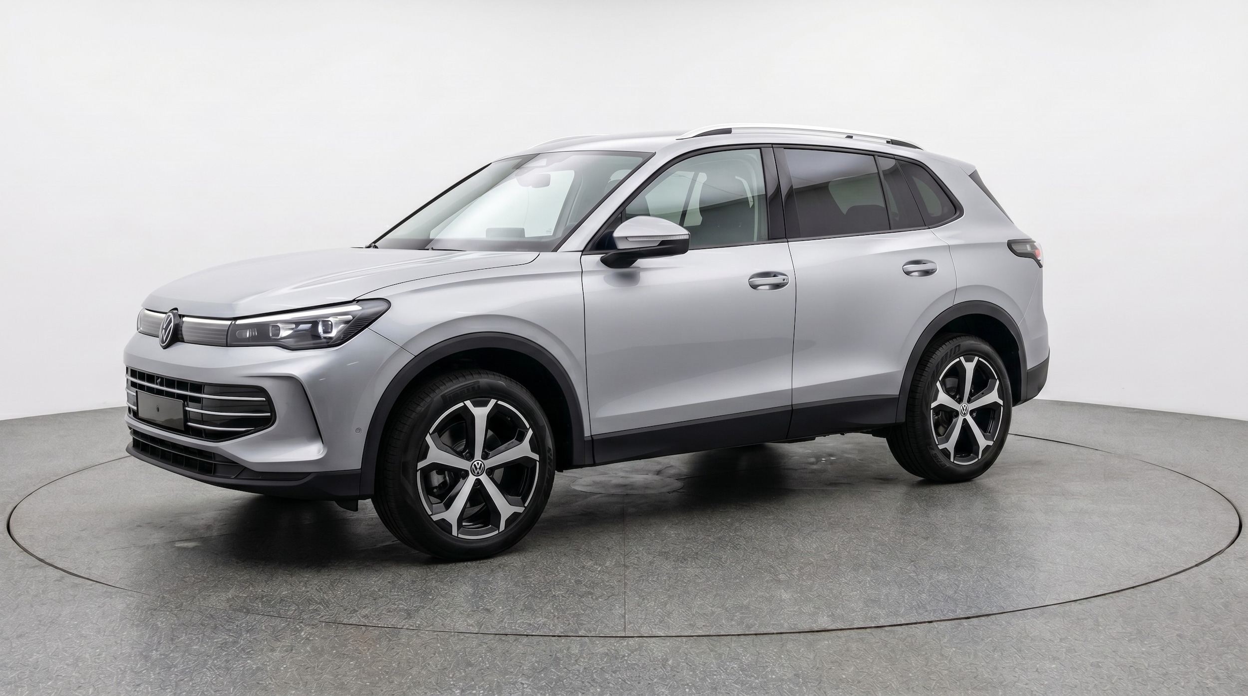 Thumbnail: 2026 Volkswagen Tiguan - 3