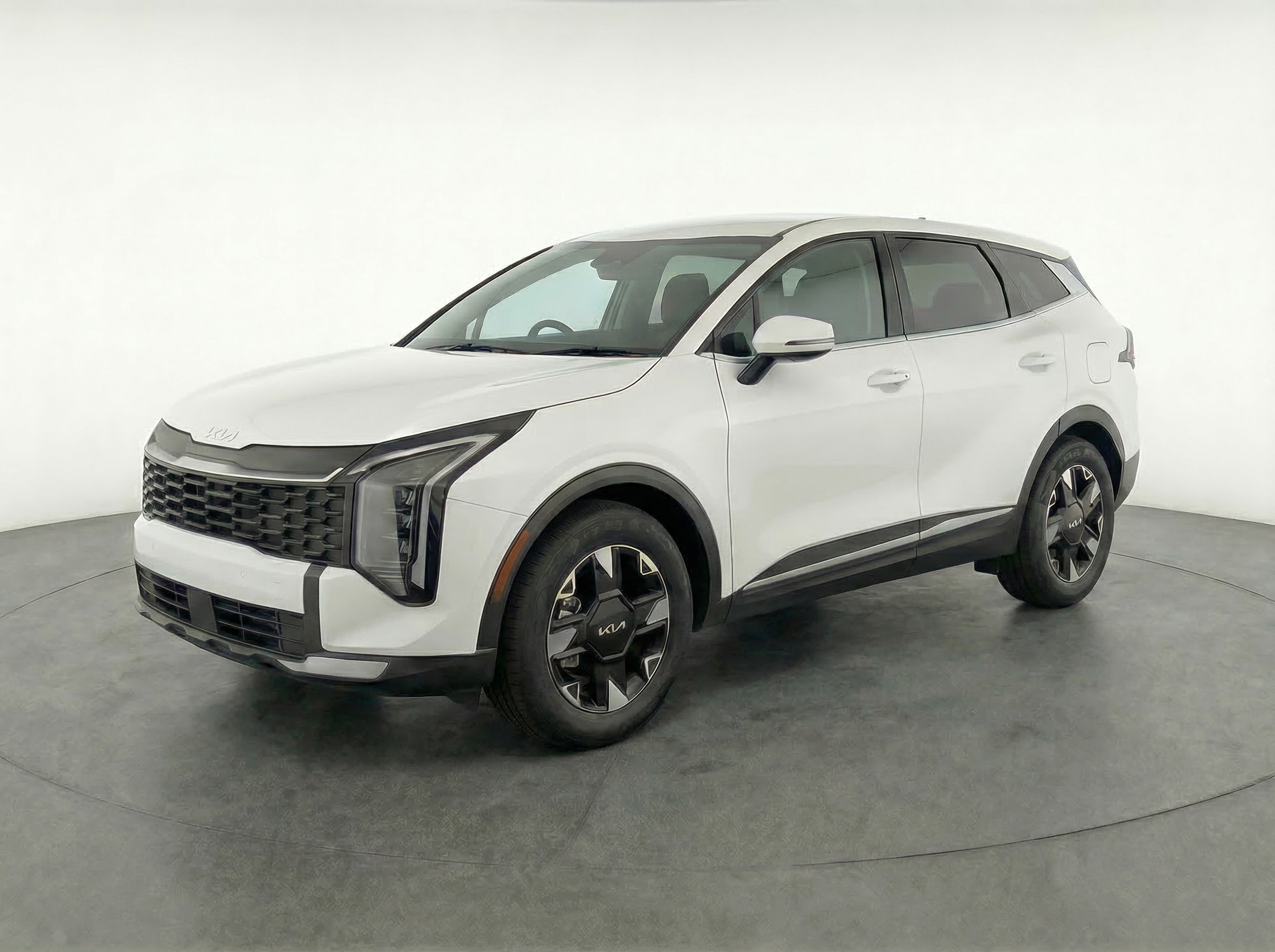 Thumbnail: 2026 Kia Sportage - 3