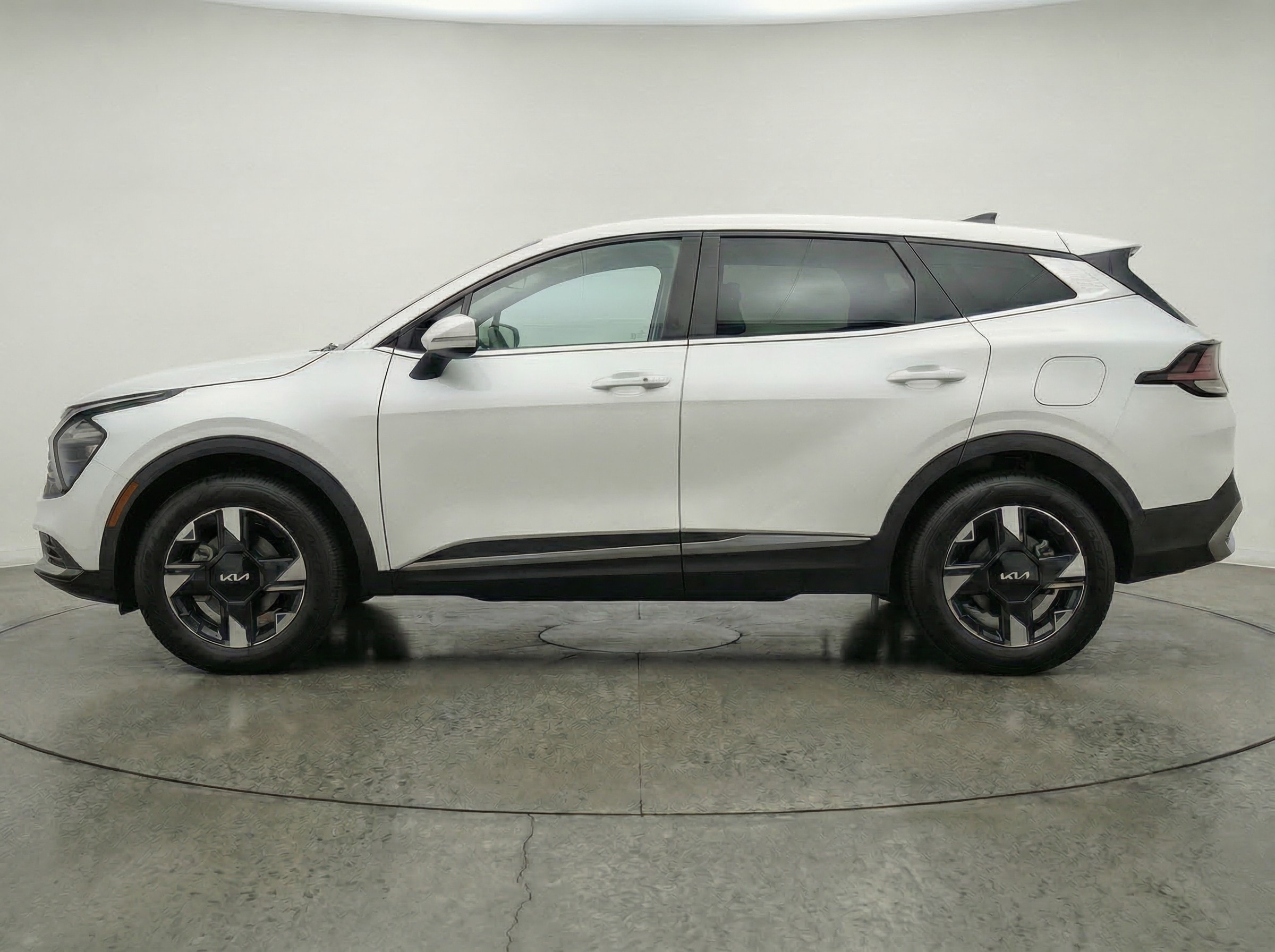 Thumbnail: 2026 Kia Sportage - 4