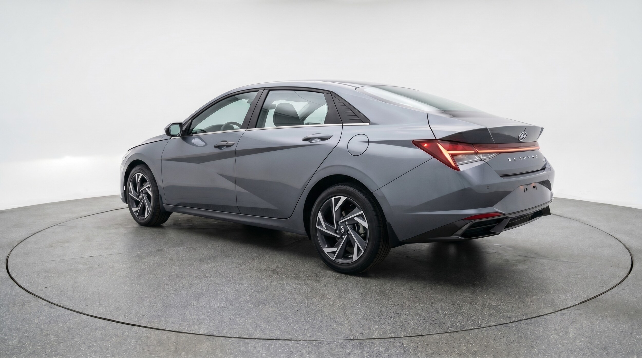 Thumbnail: 2025 Hyundai Elantra - 5