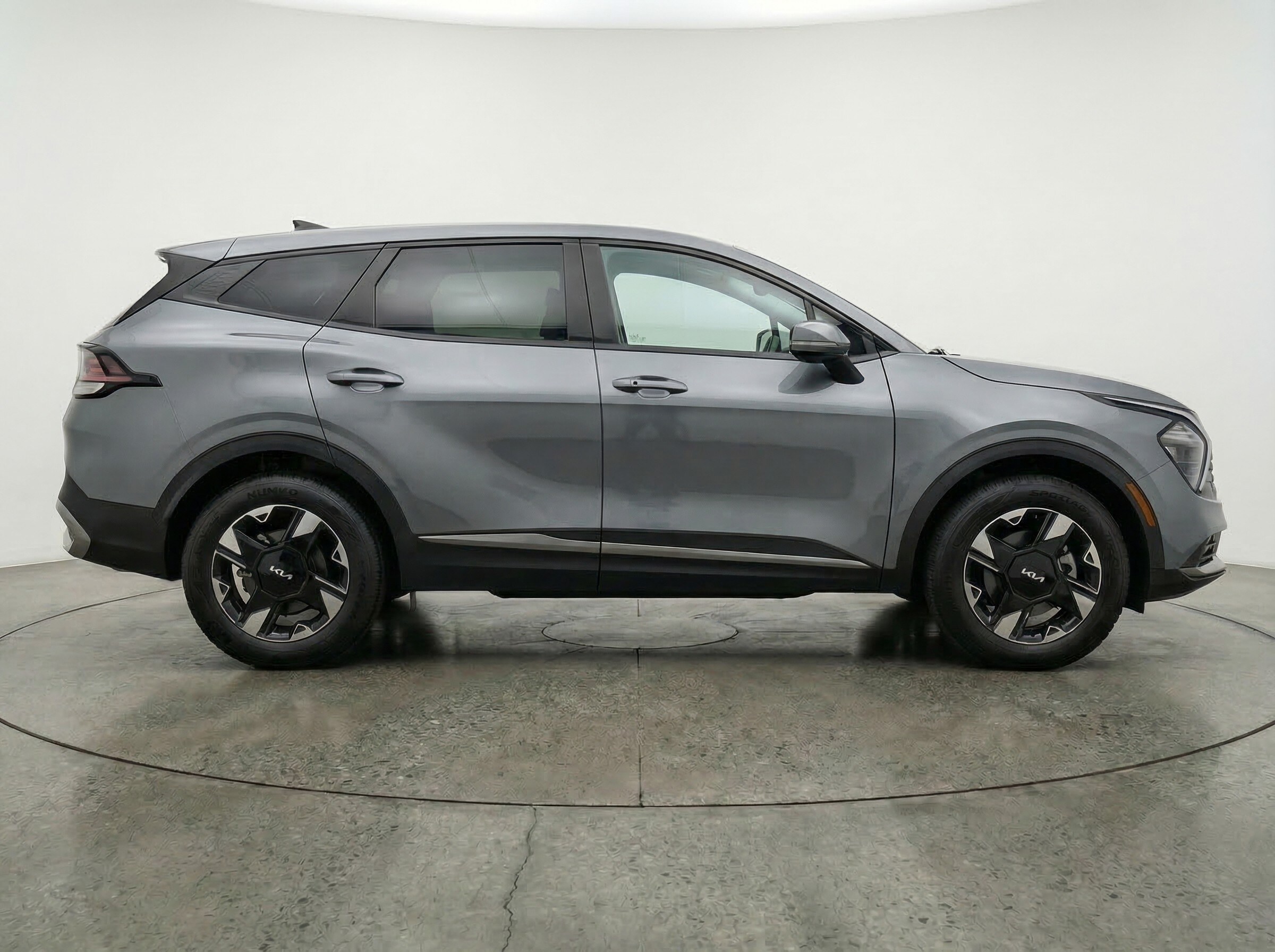 Thumbnail: 2026 Kia Sportage - 8