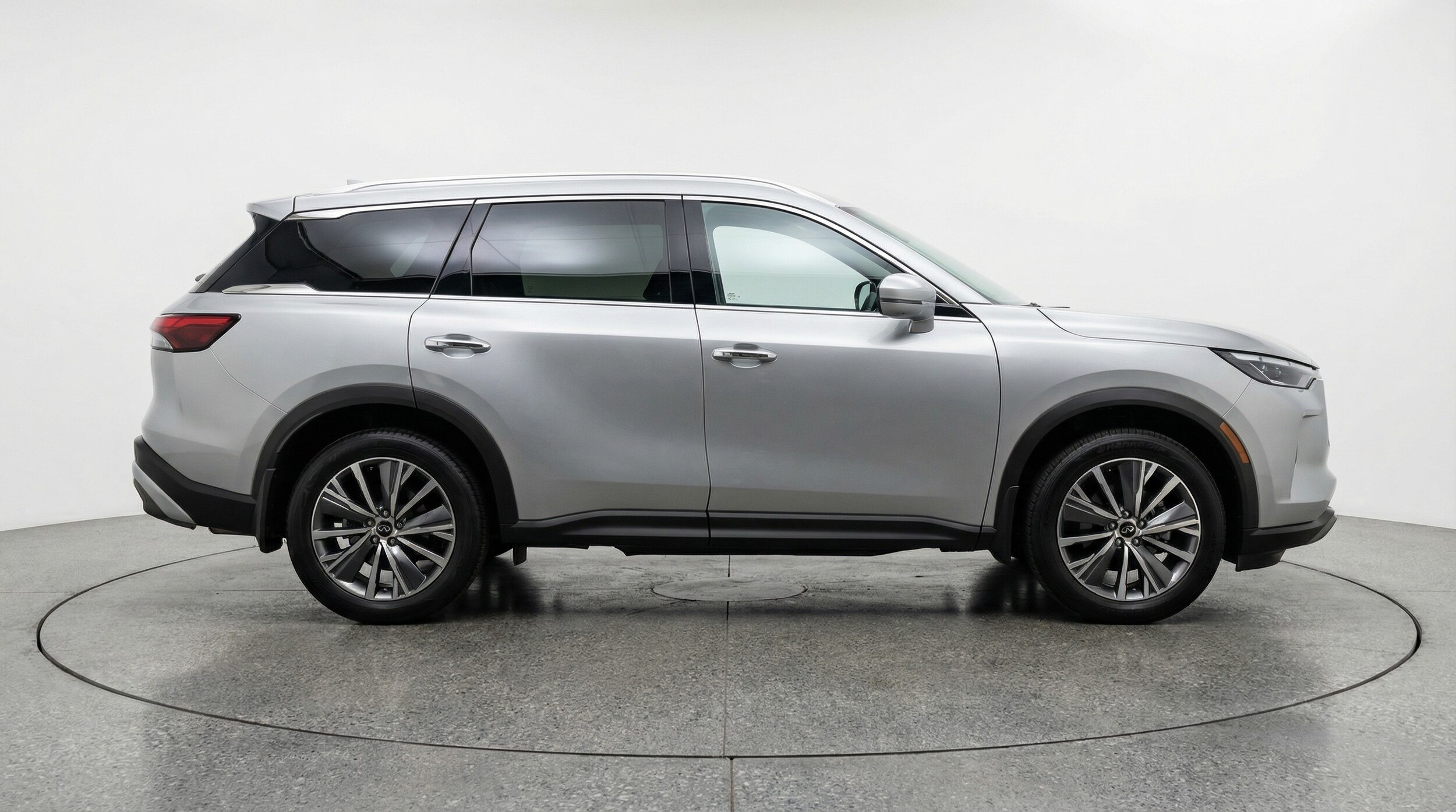 Thumbnail: 2026 INFINITI QX60 - 8