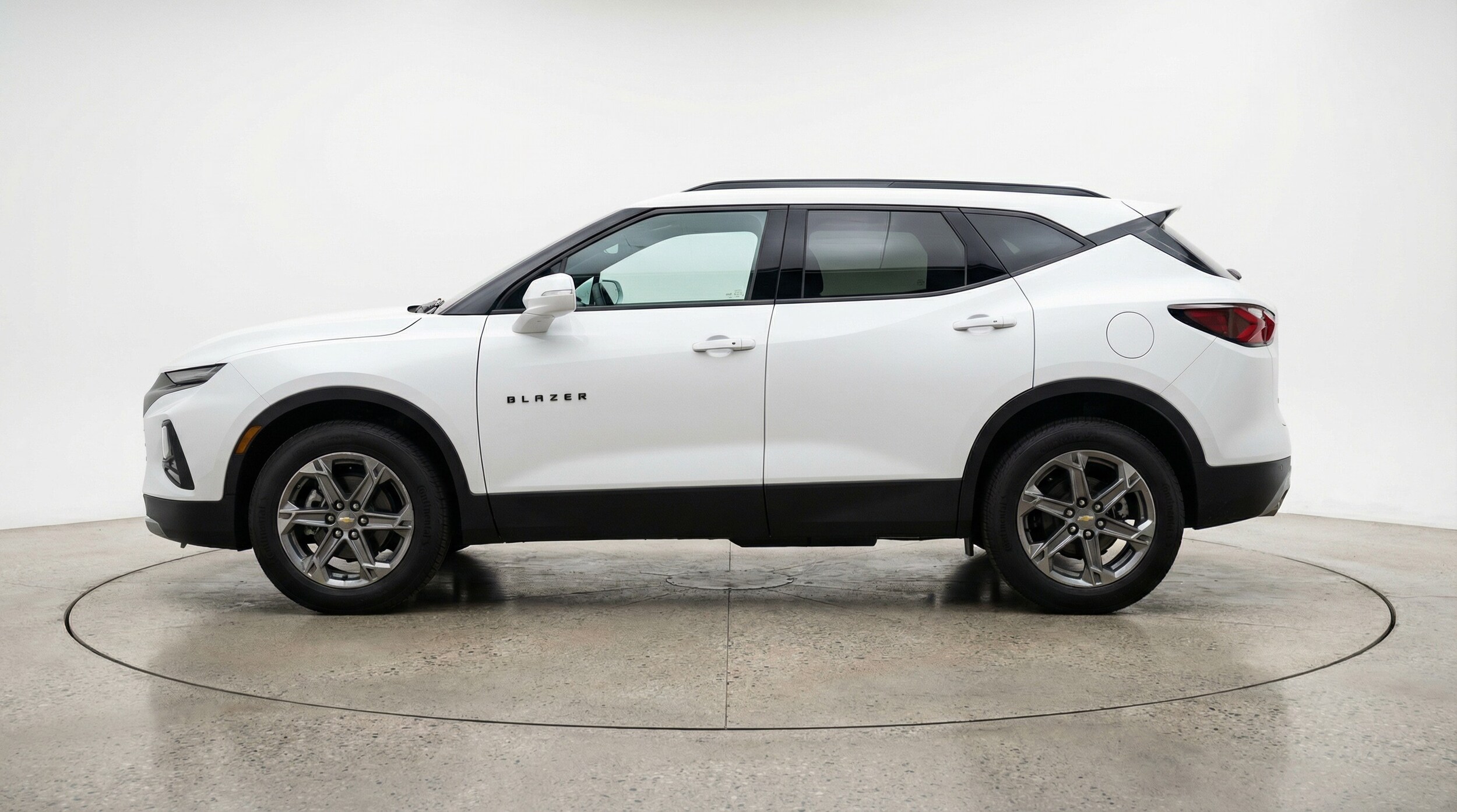 Thumbnail: 2025 Chevrolet Blazer - 4