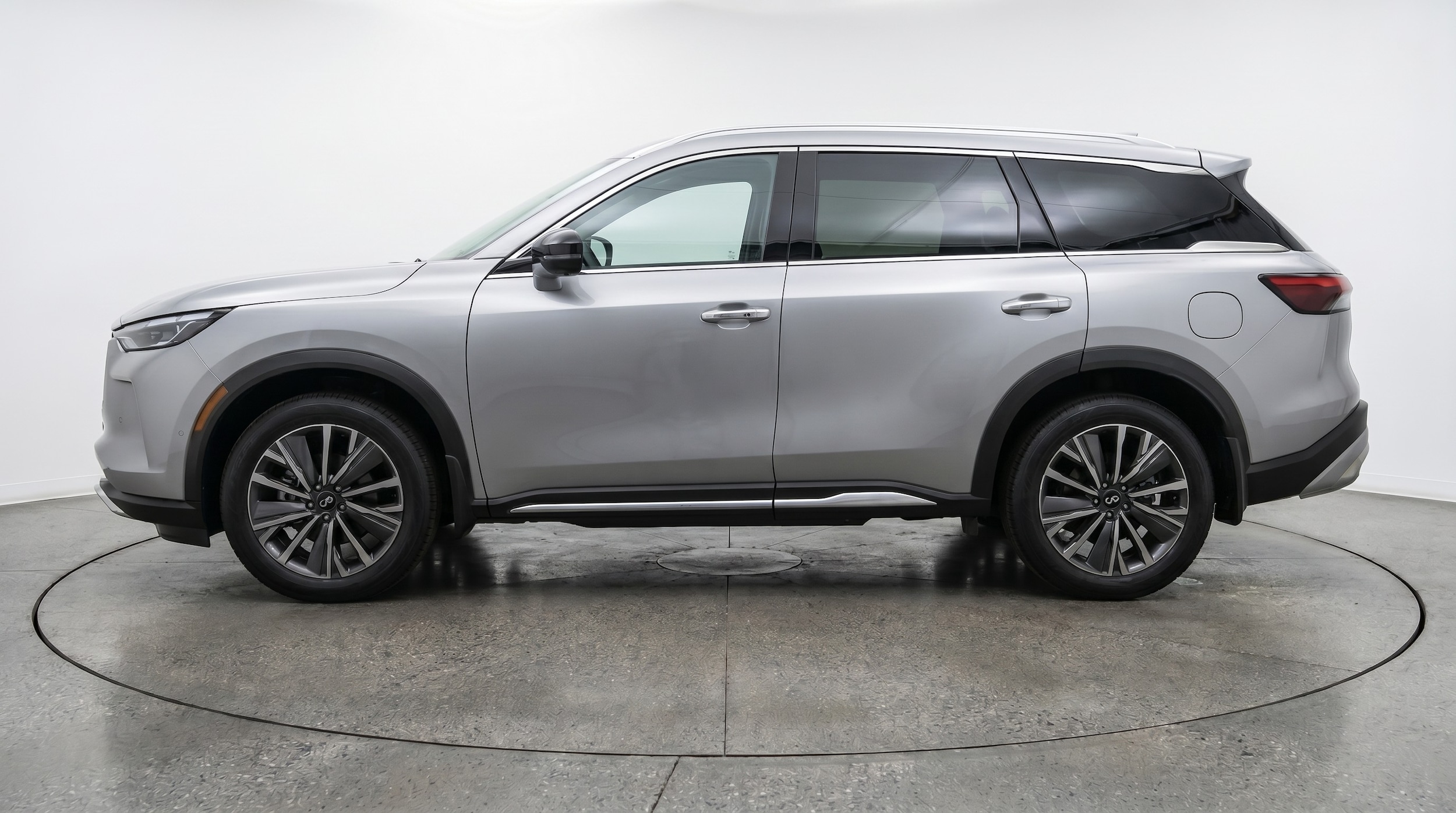 Thumbnail: 2026 INFINITI QX60 - 4