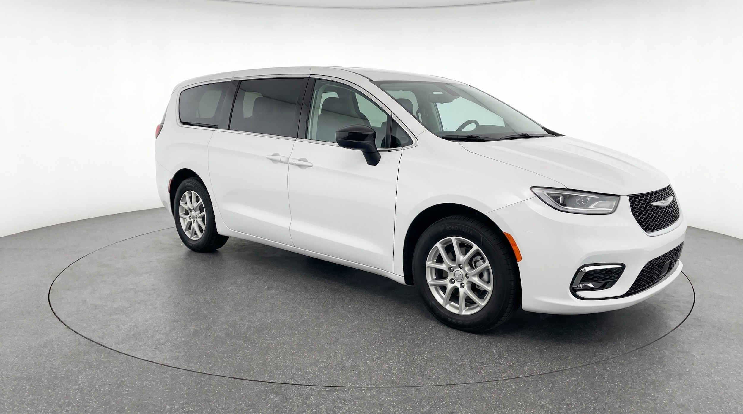 Thumbnail: 2024 Chrysler Voyager - 1