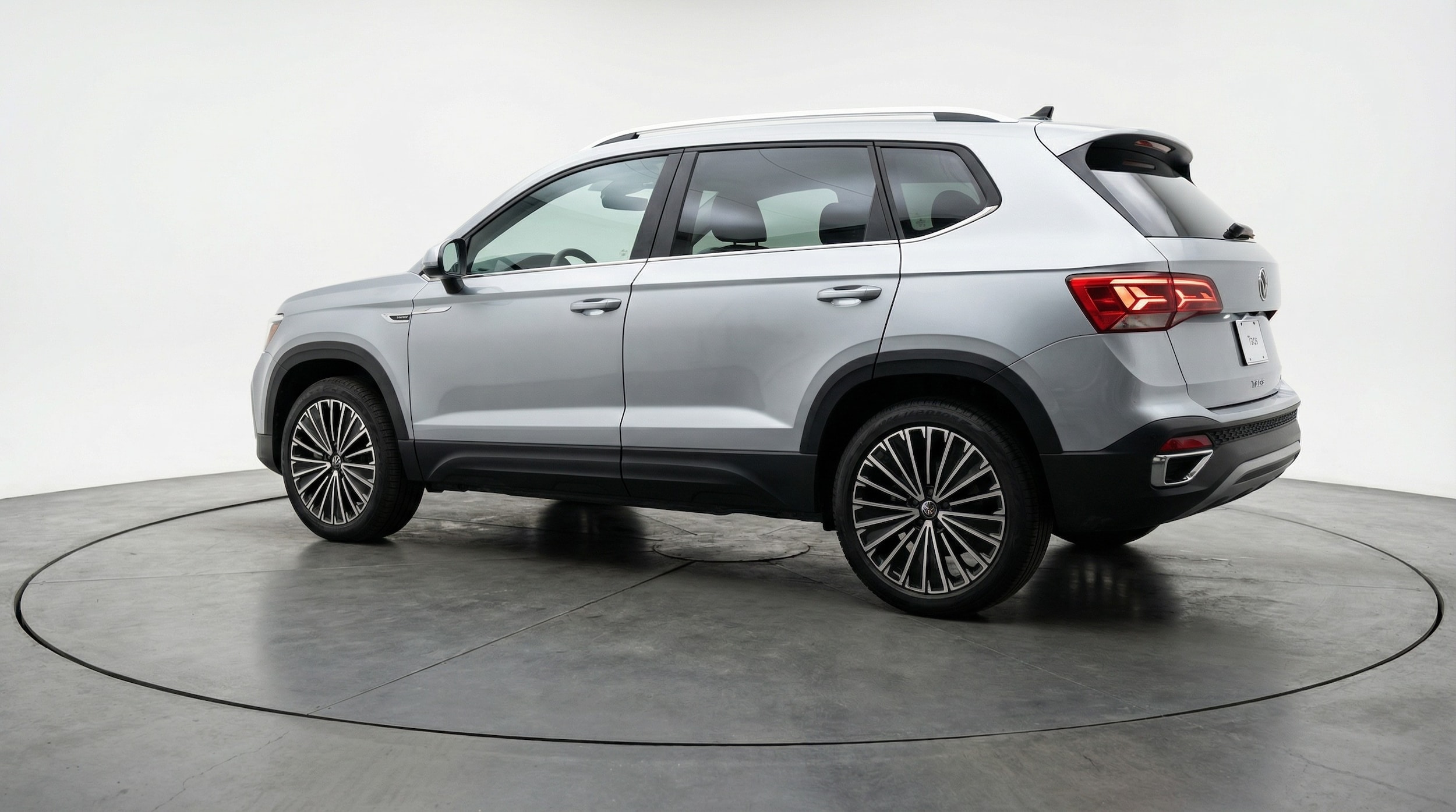 Thumbnail: 2026 Volkswagen Taos - 5