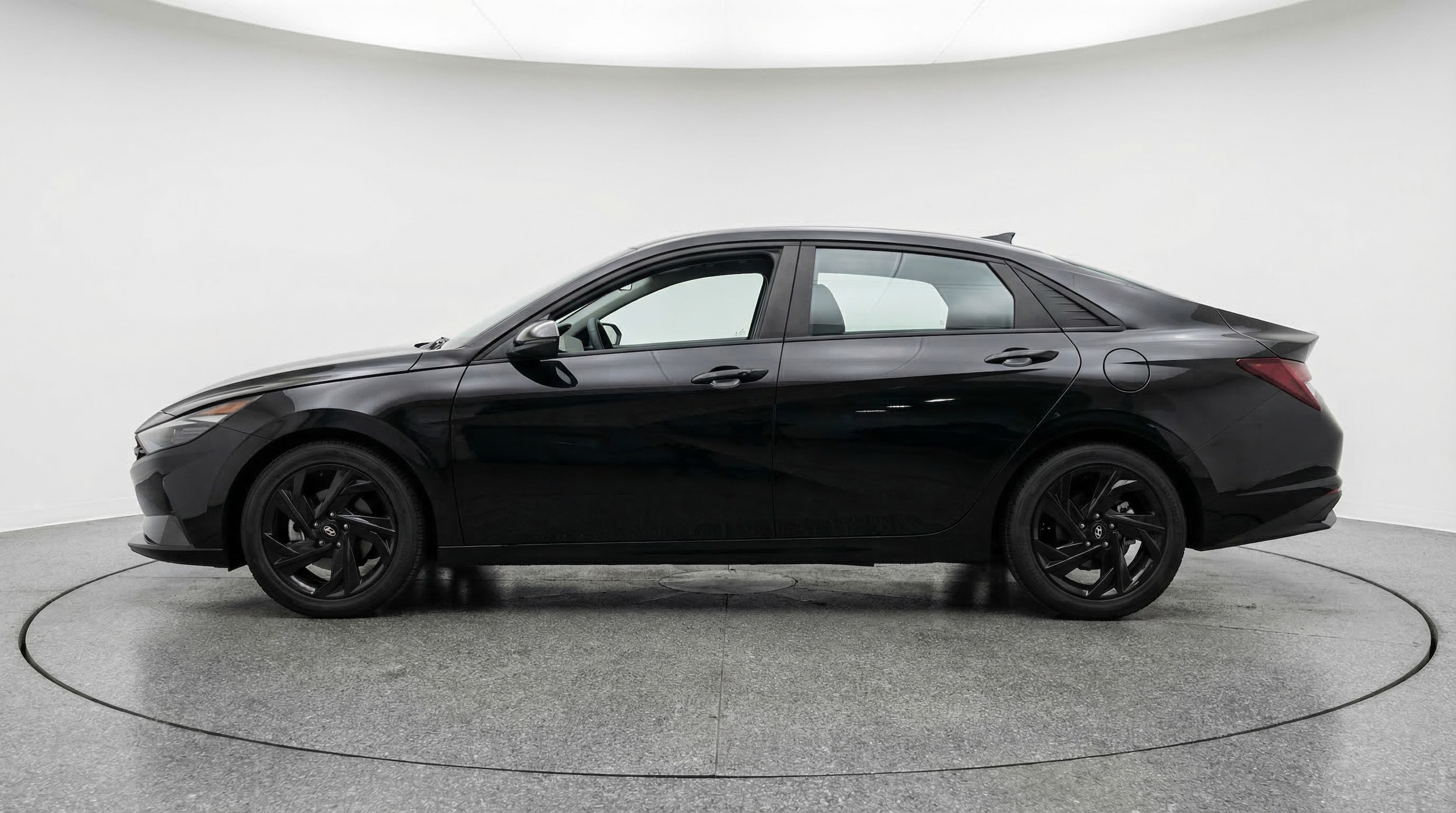 Thumbnail: 2026 Hyundai Elantra - 4