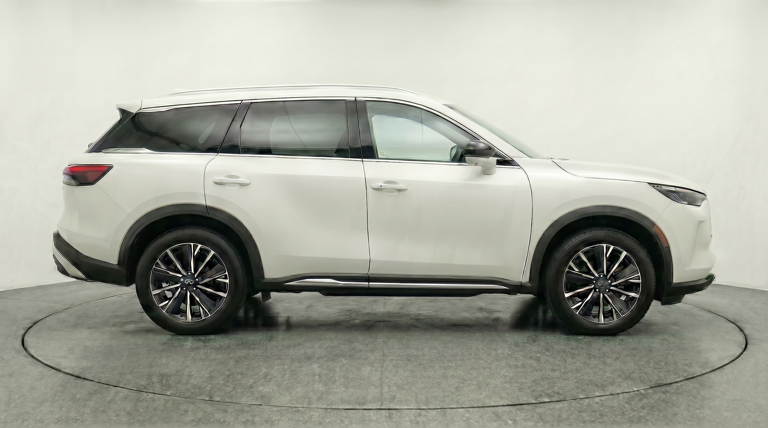 Thumbnail: 2026 INFINITI QX60 - 8