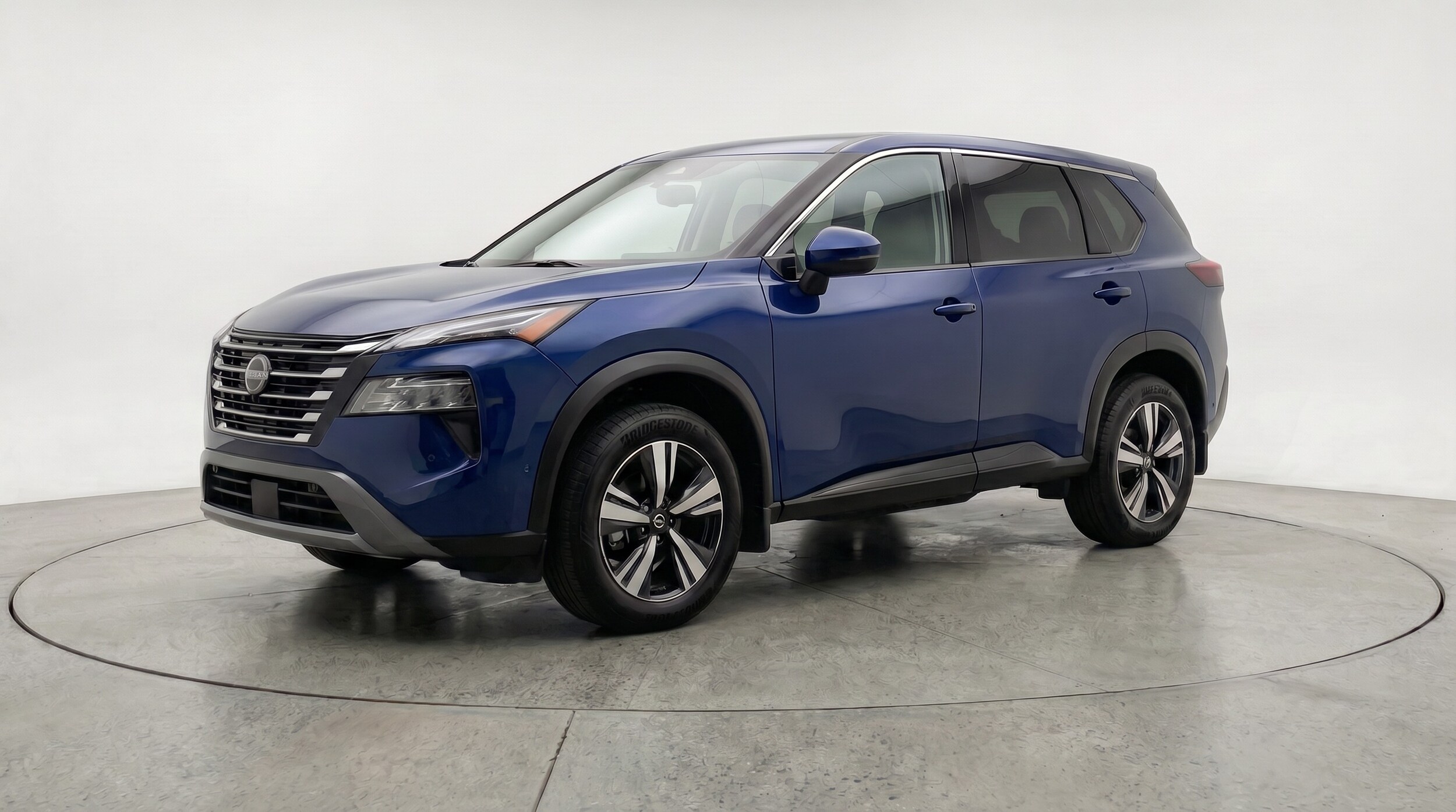 Thumbnail: 2026 Nissan Rogue - 3