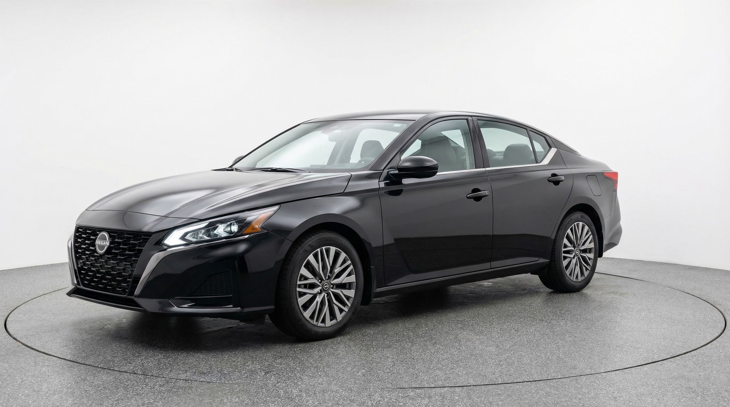 Thumbnail: 2026 Nissan Altima - 3