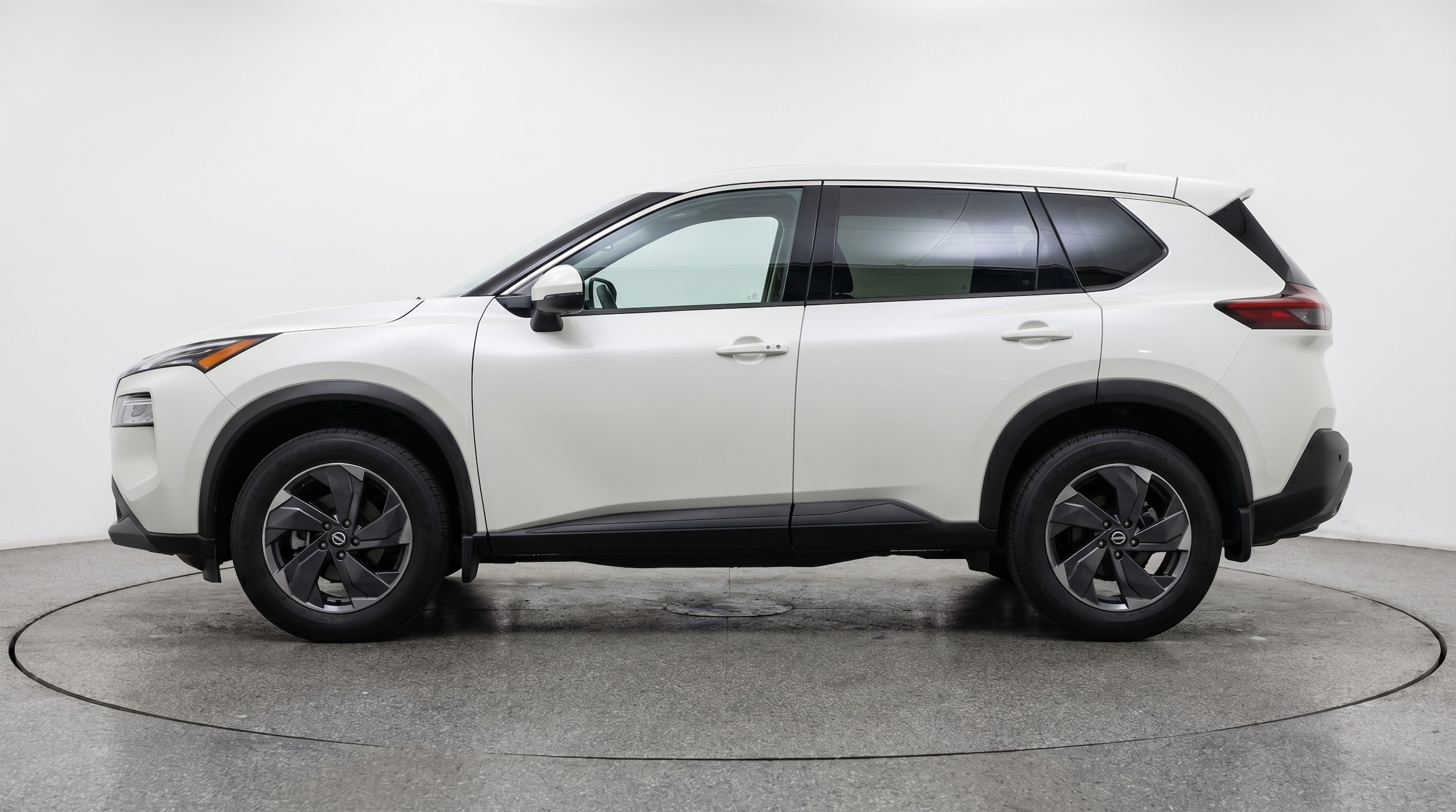 Thumbnail: 2025 Nissan Rogue - 4