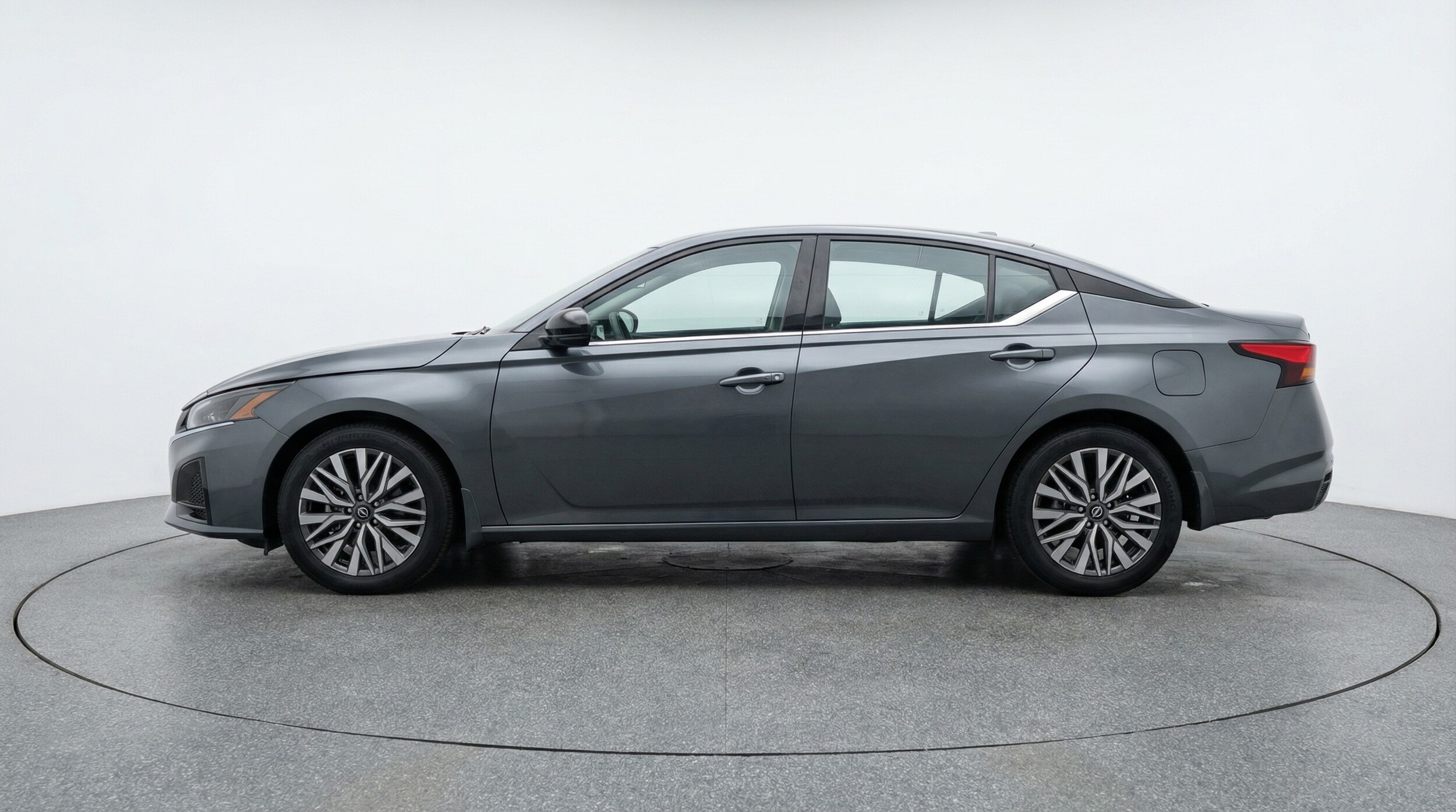 Thumbnail: 2025 Nissan Altima - 4