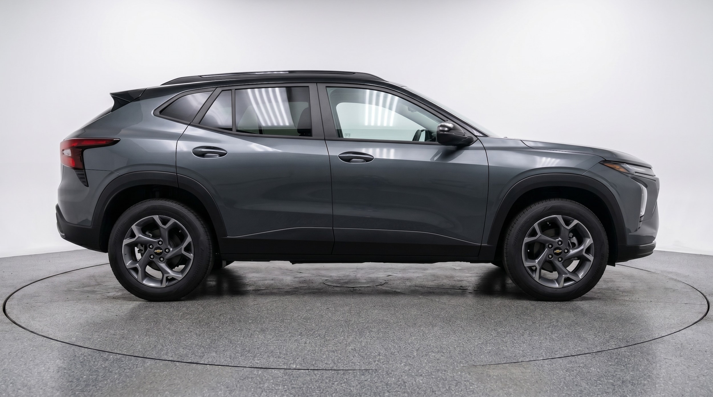 Thumbnail: 2025 Chevrolet Trax - 8