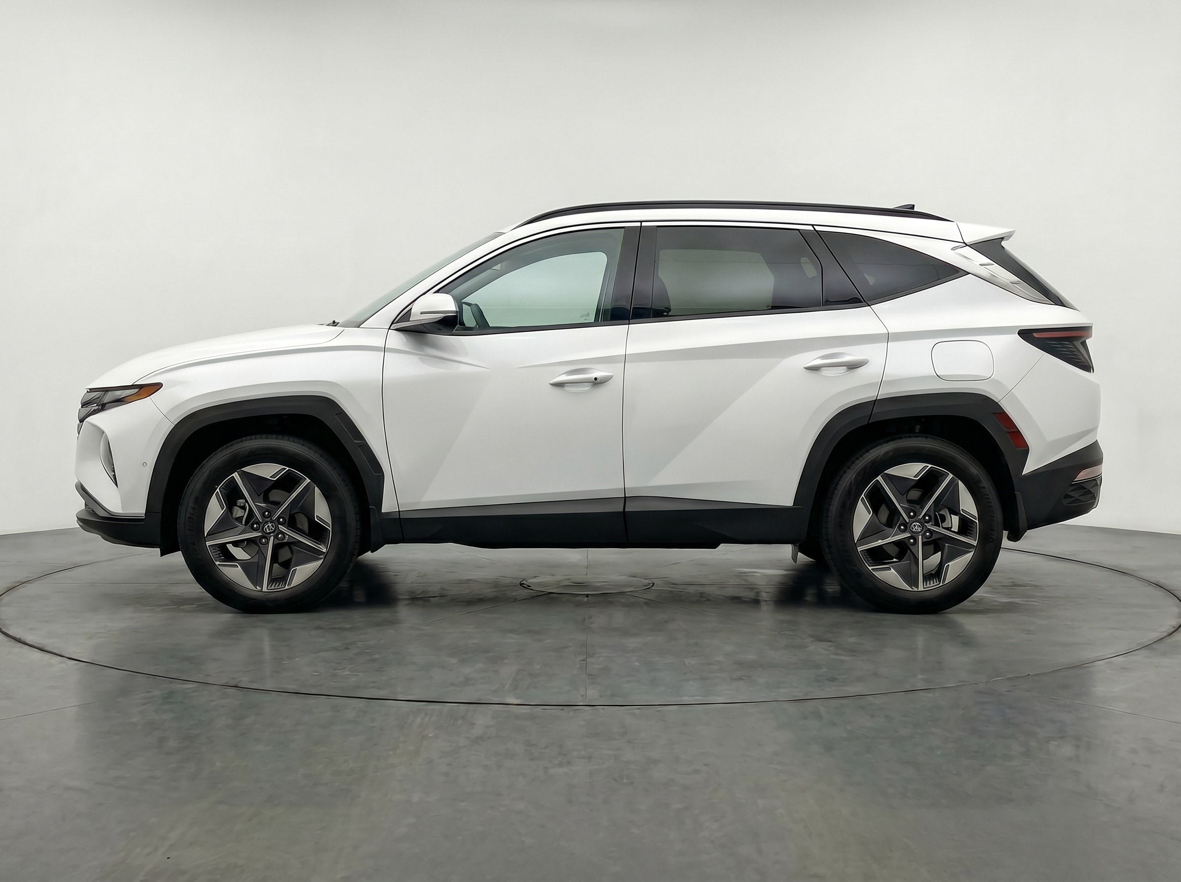 Thumbnail: 2026 Hyundai Tucson - 4