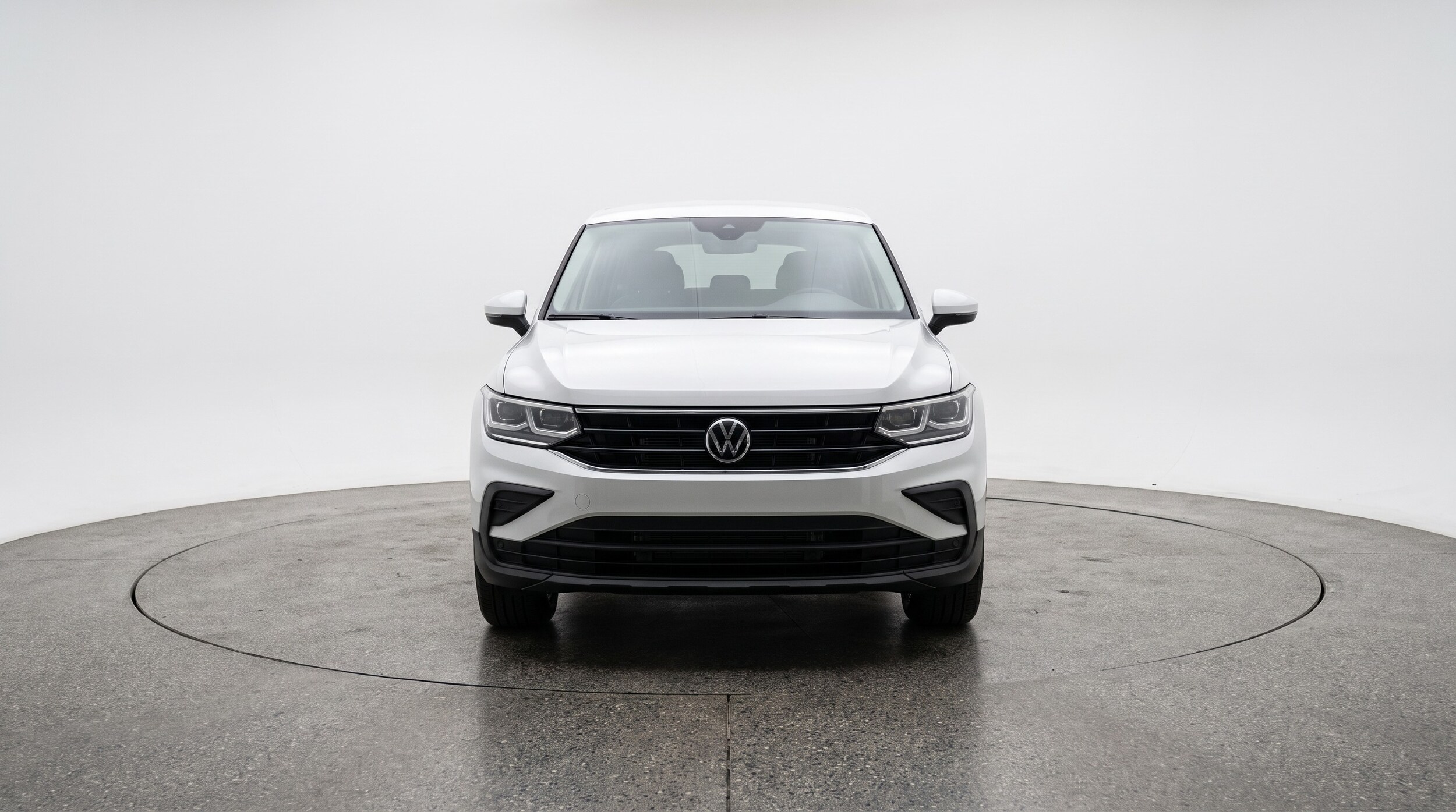 Thumbnail: 2026 Volkswagen Tiguan - 2