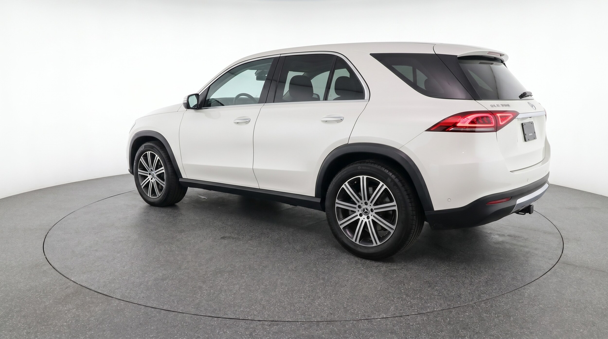 Thumbnail: 2026 Mercedes-Benz GLE - 5
