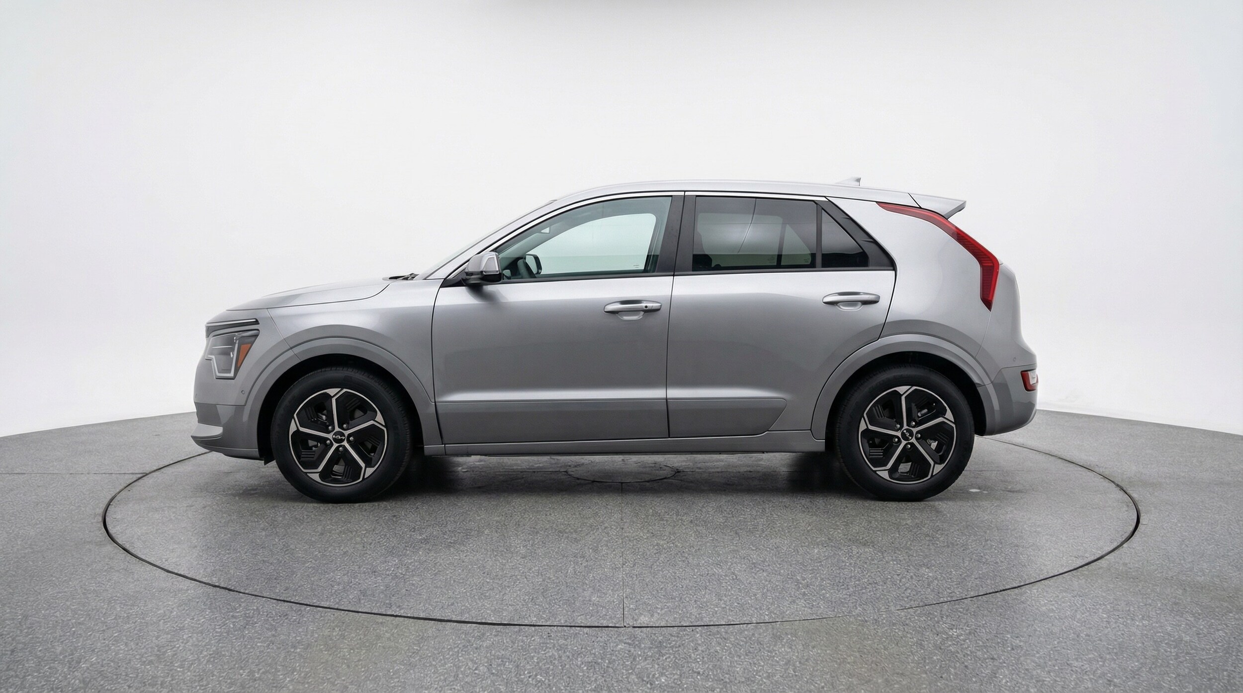 Thumbnail: 2026 Kia Niro - 4