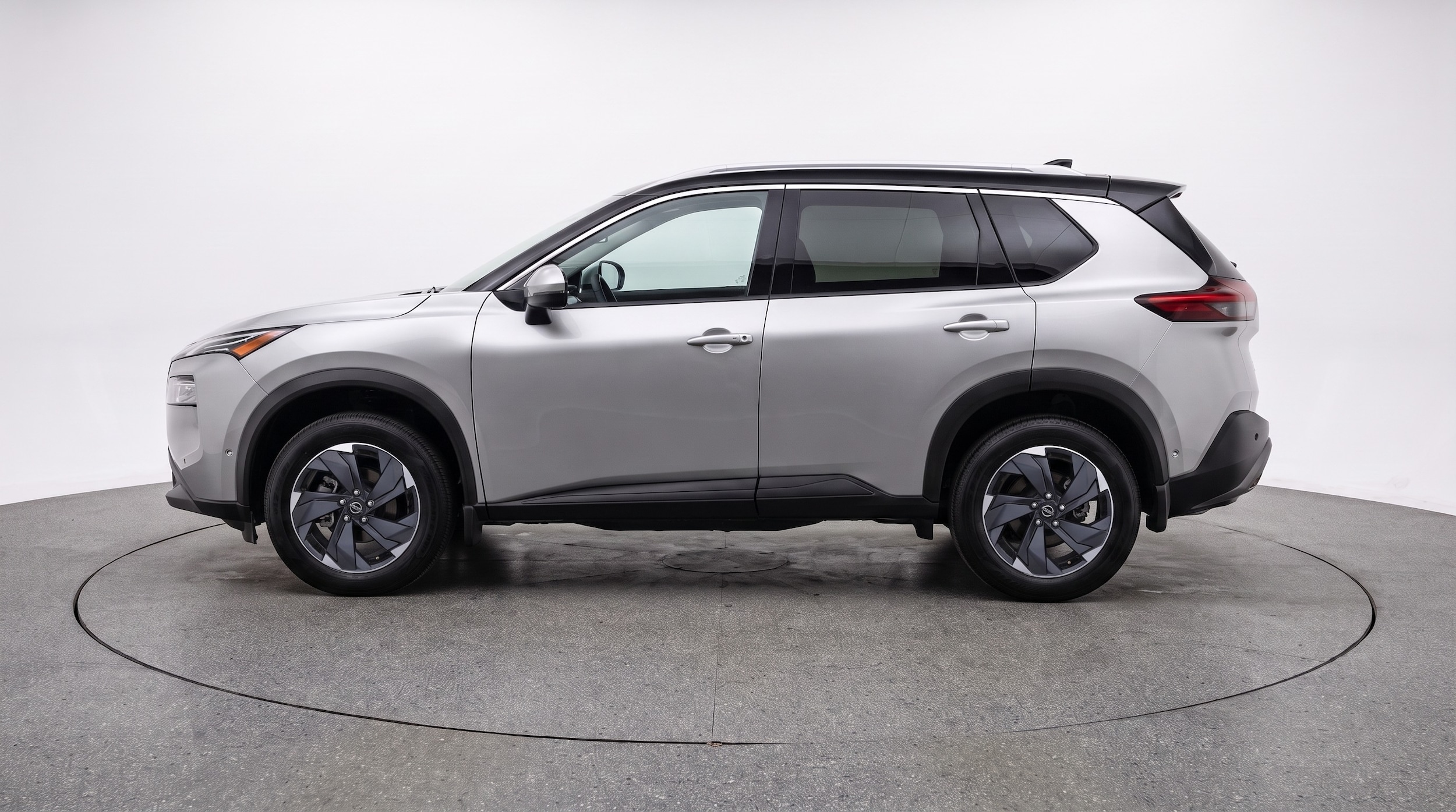 Thumbnail: 2025 Nissan Rogue - 4