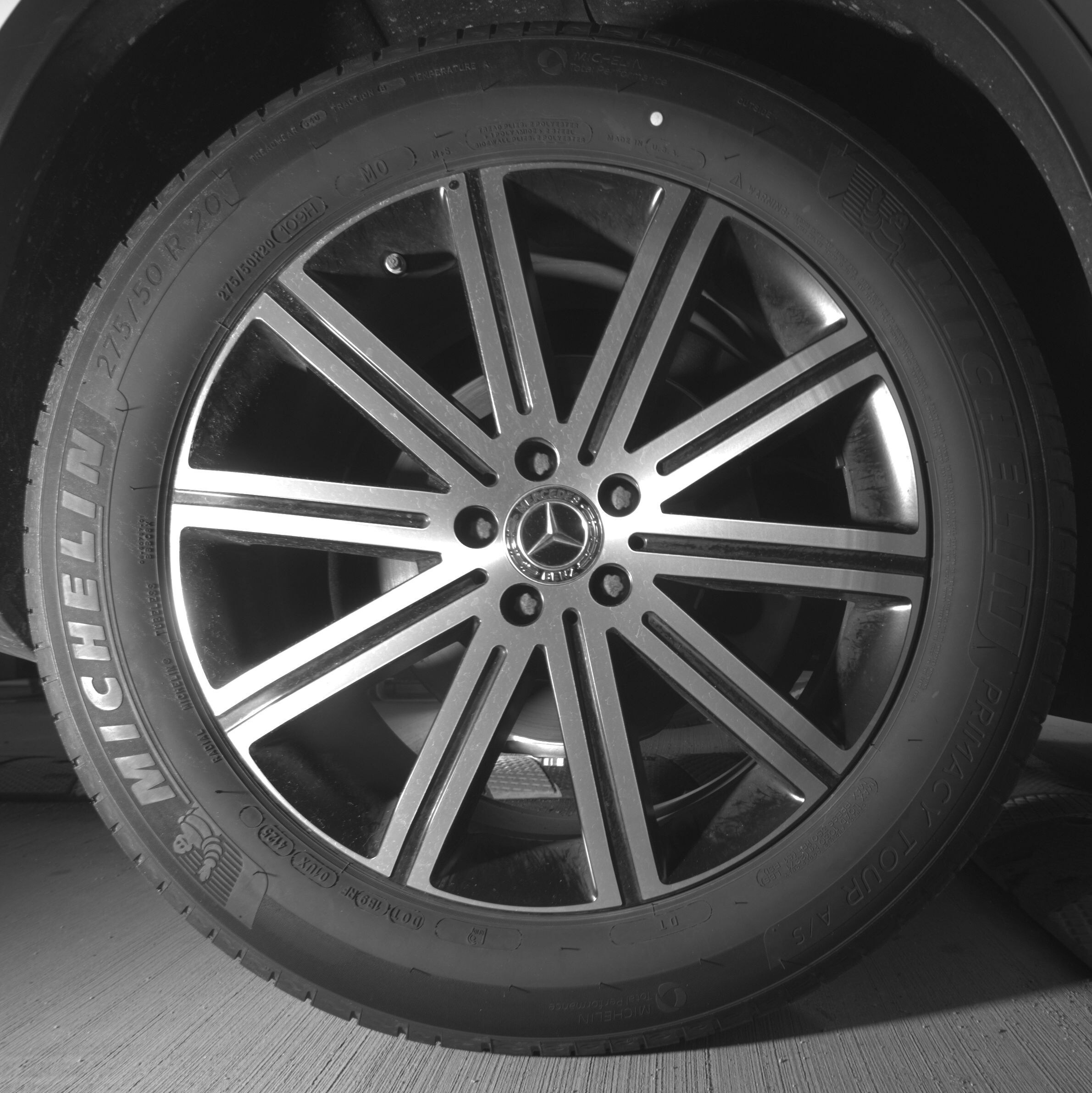 Thumbnail: 2026 Mercedes-Benz GLE - 12