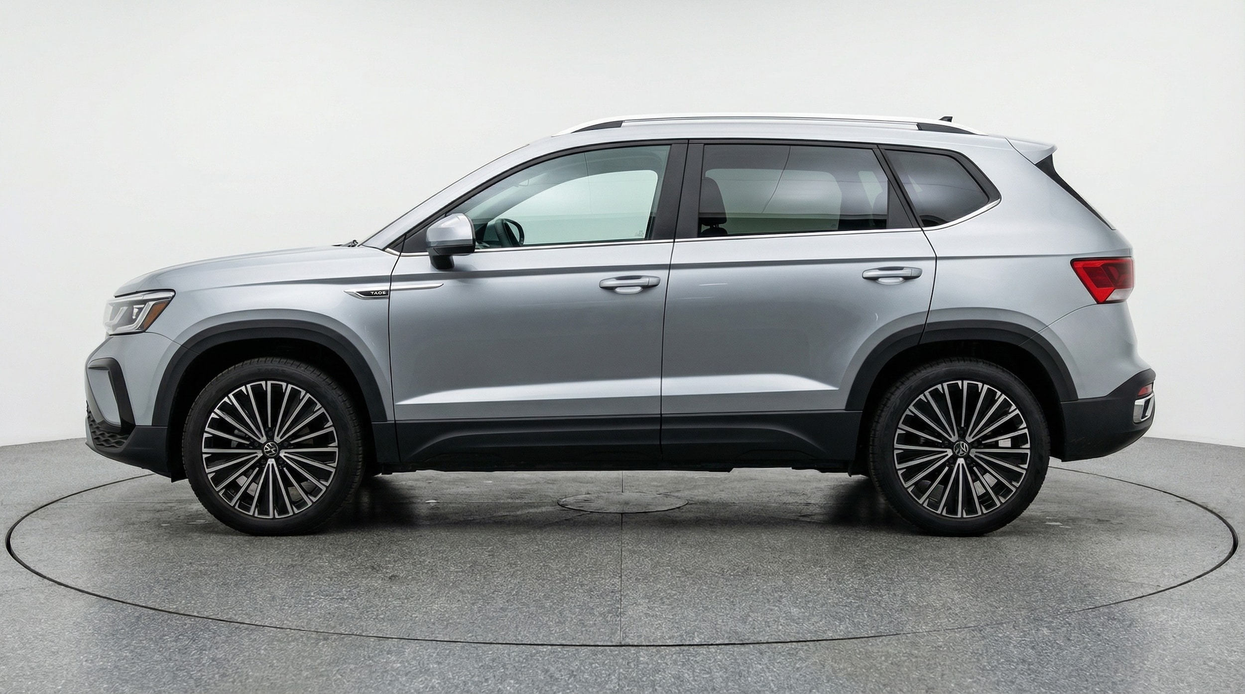 Thumbnail: 2026 Volkswagen Taos - 4