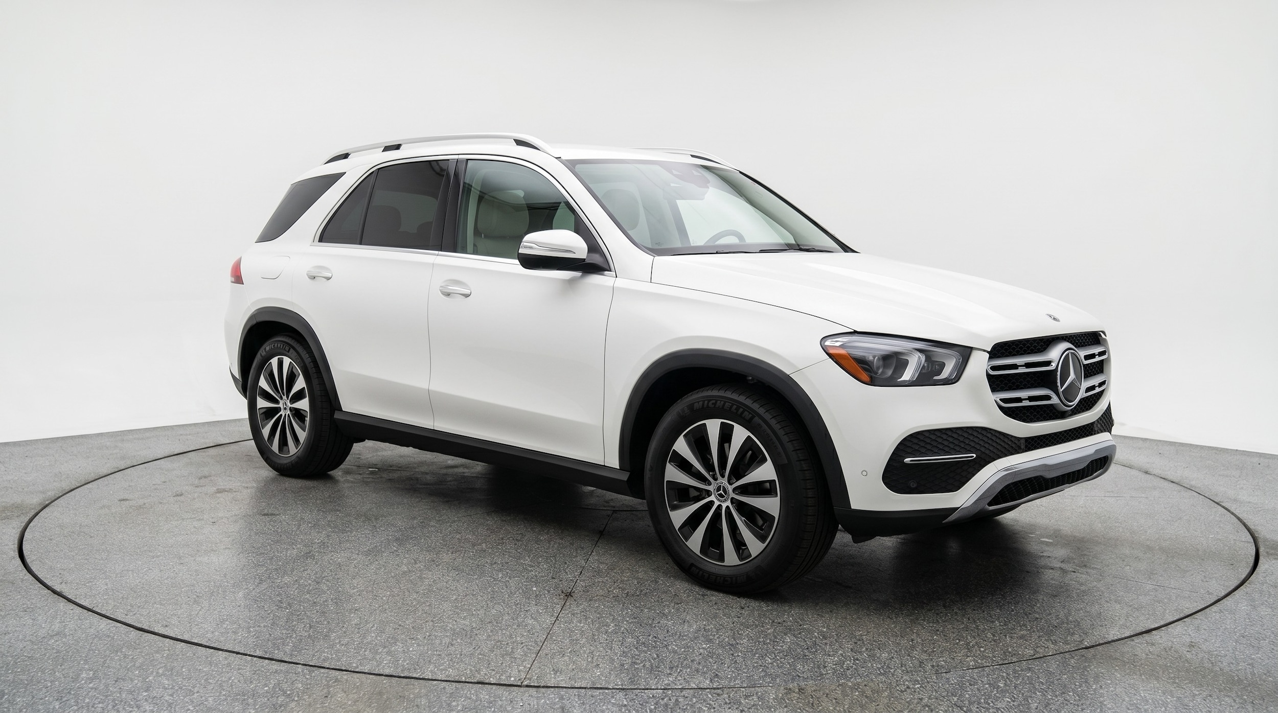 Thumbnail: 2026 Mercedes-Benz GLE - 1