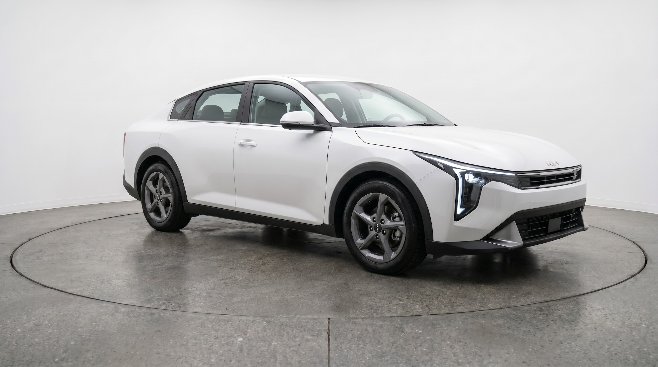Thumbnail: 2026 Kia K4 - 1