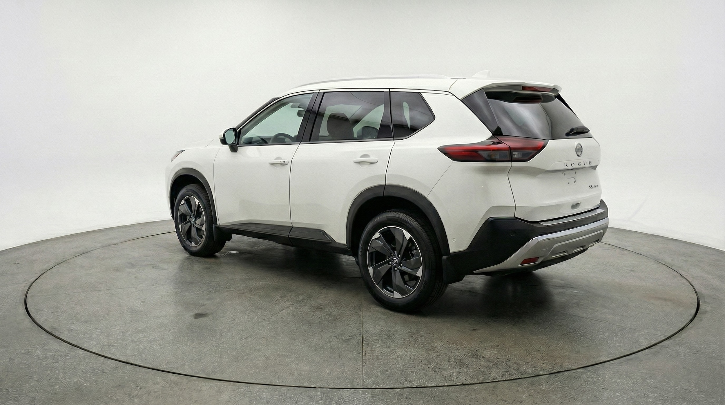 Thumbnail: 2026 Nissan Rogue - 5