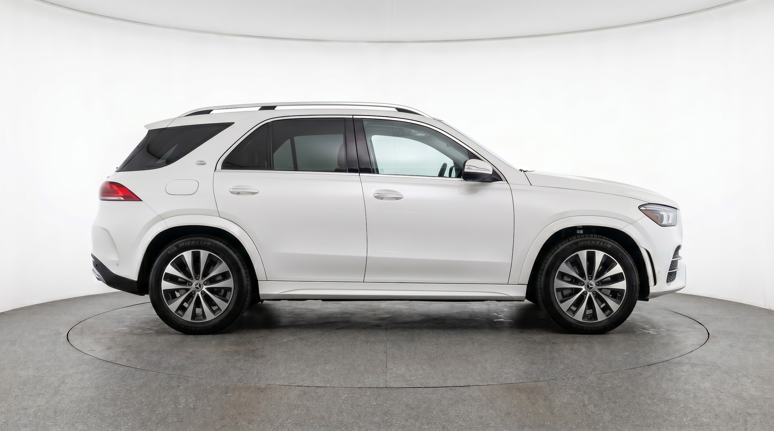 Thumbnail: 2026 Mercedes-Benz GLE - 8