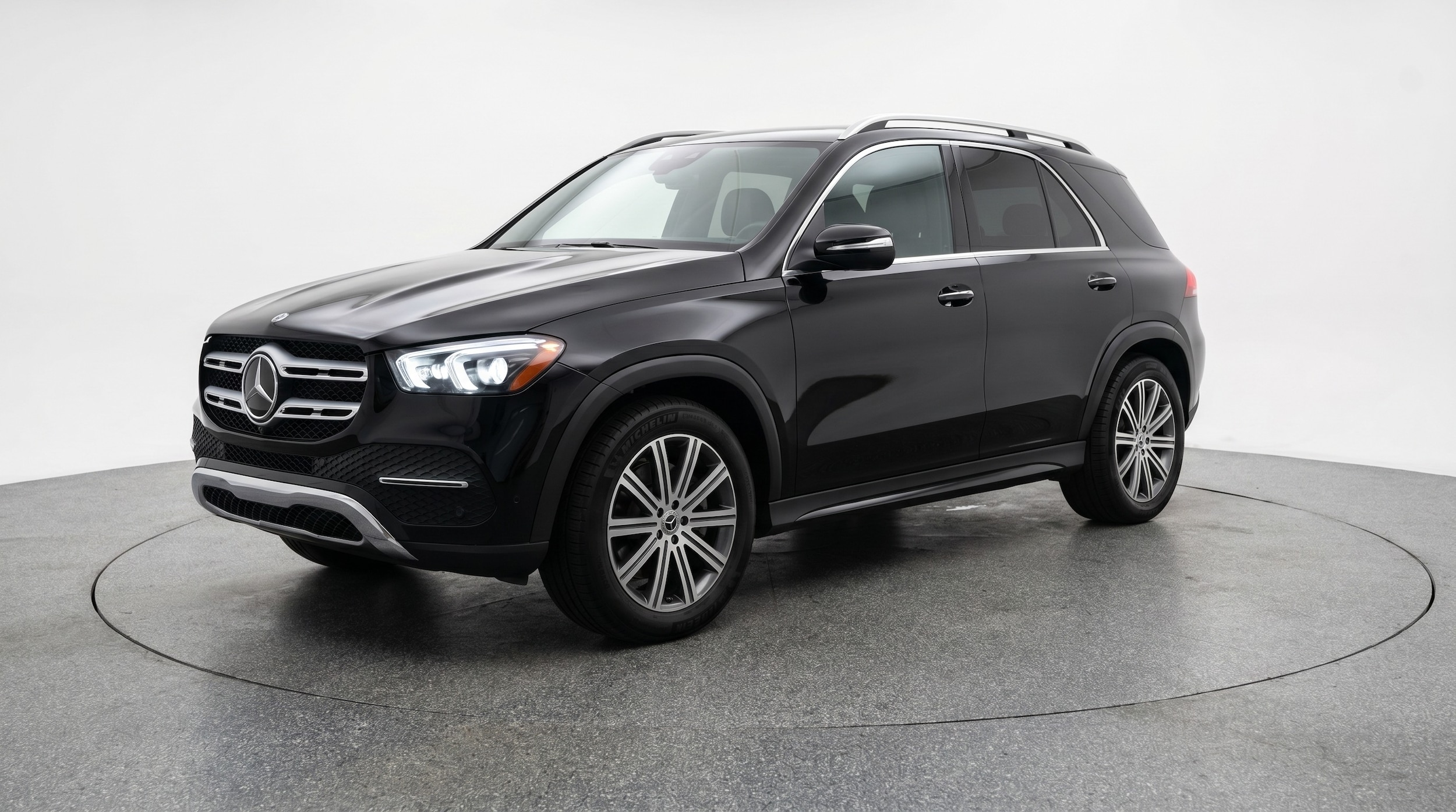 Thumbnail: 2026 Mercedes-Benz GLE - 3