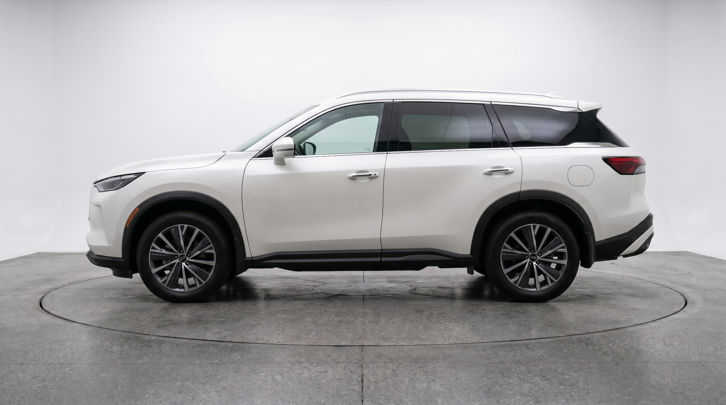 Thumbnail: 2026 INFINITI QX60 - 4
