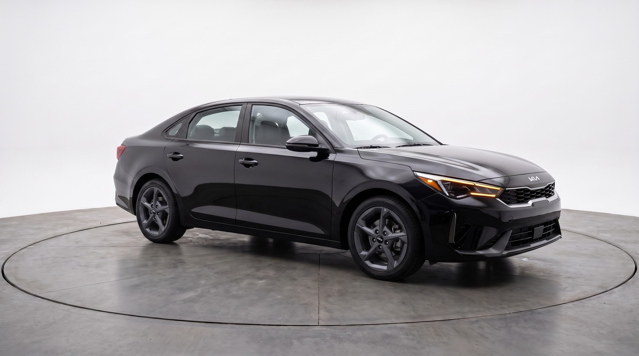 Thumbnail: 2026 Kia K4 - 1