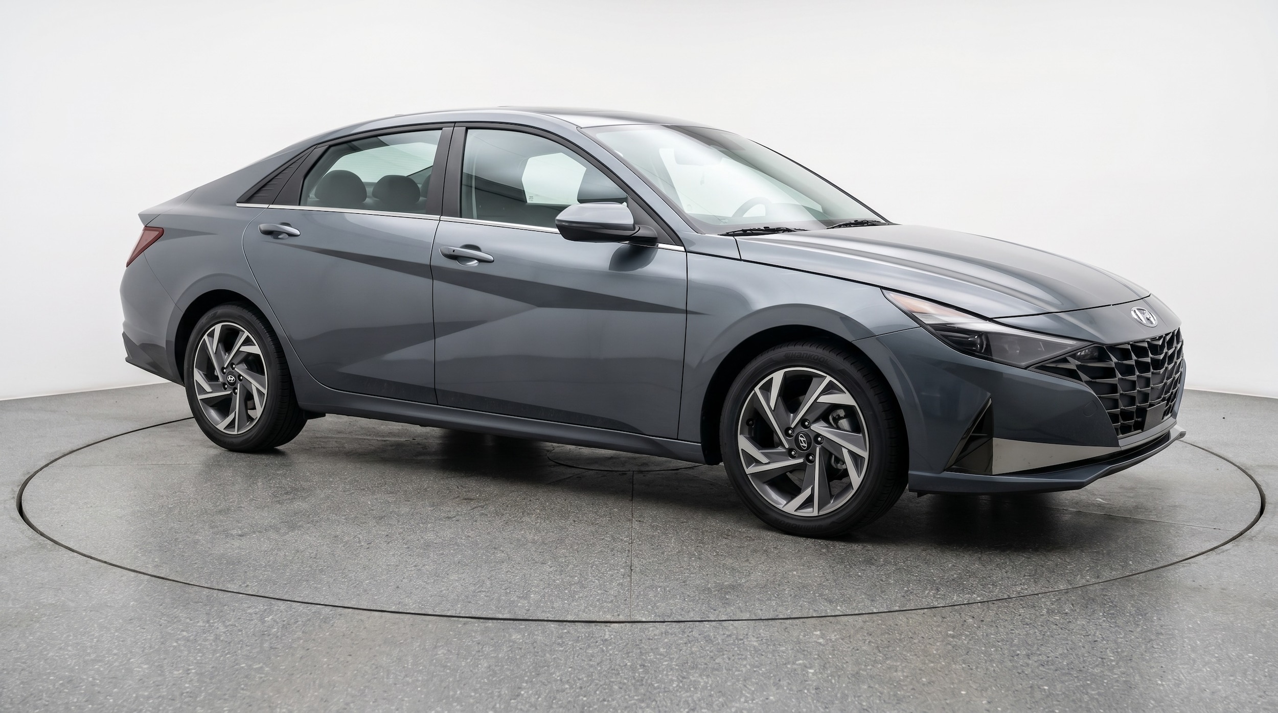 Thumbnail: 2025 Hyundai Elantra - 1
