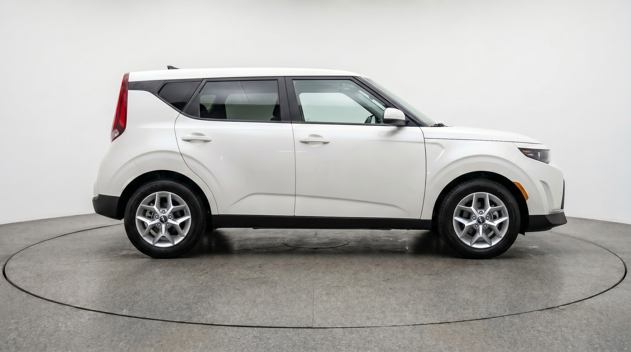 Thumbnail: 2025 Kia Soul - 8