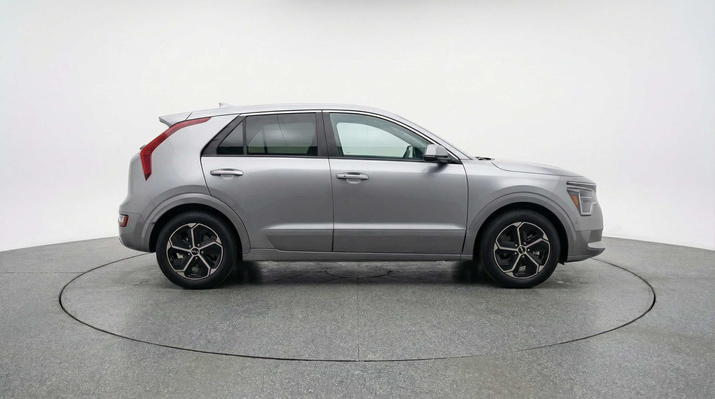 Thumbnail: 2026 Kia Niro - 8