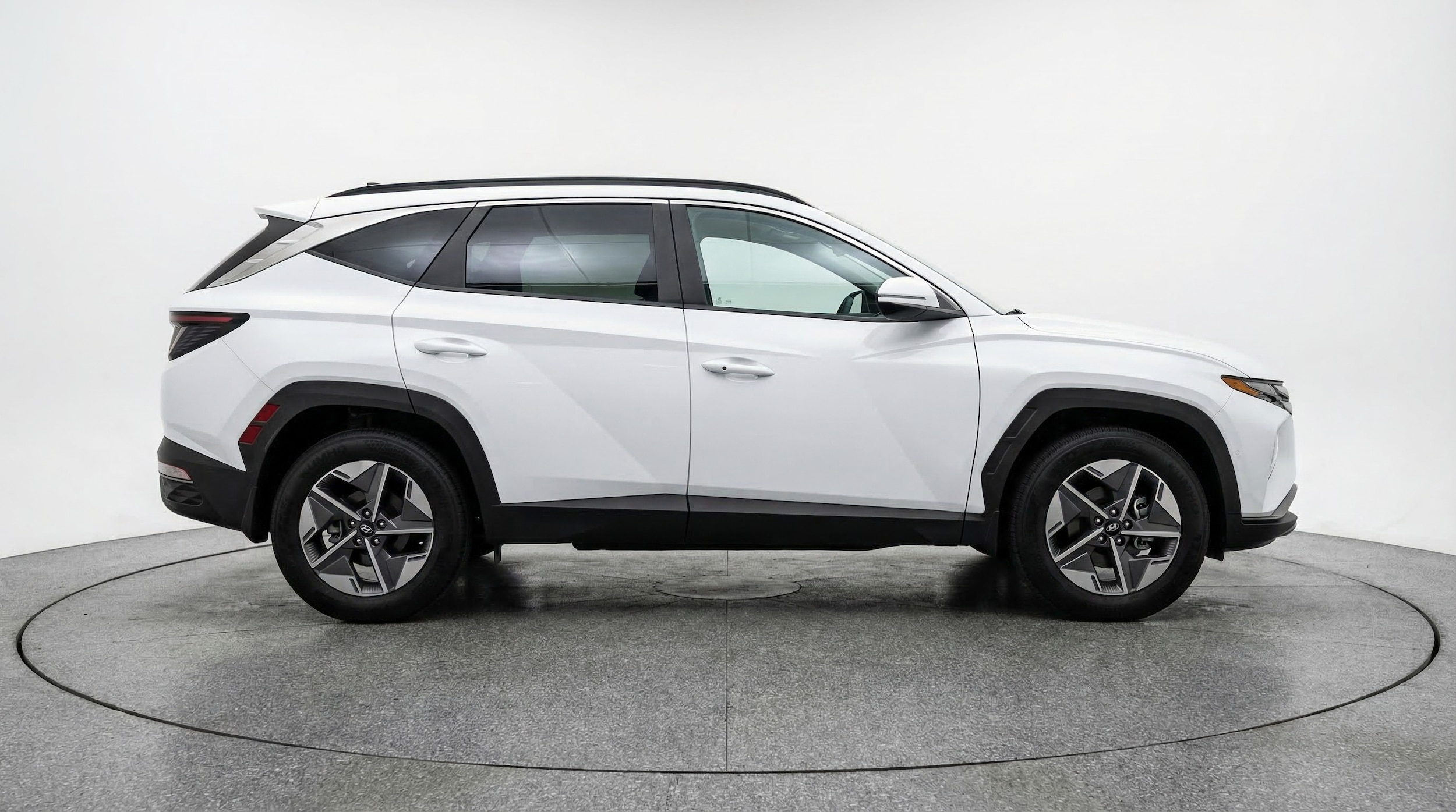 Thumbnail: 2026 Hyundai Tucson - 8