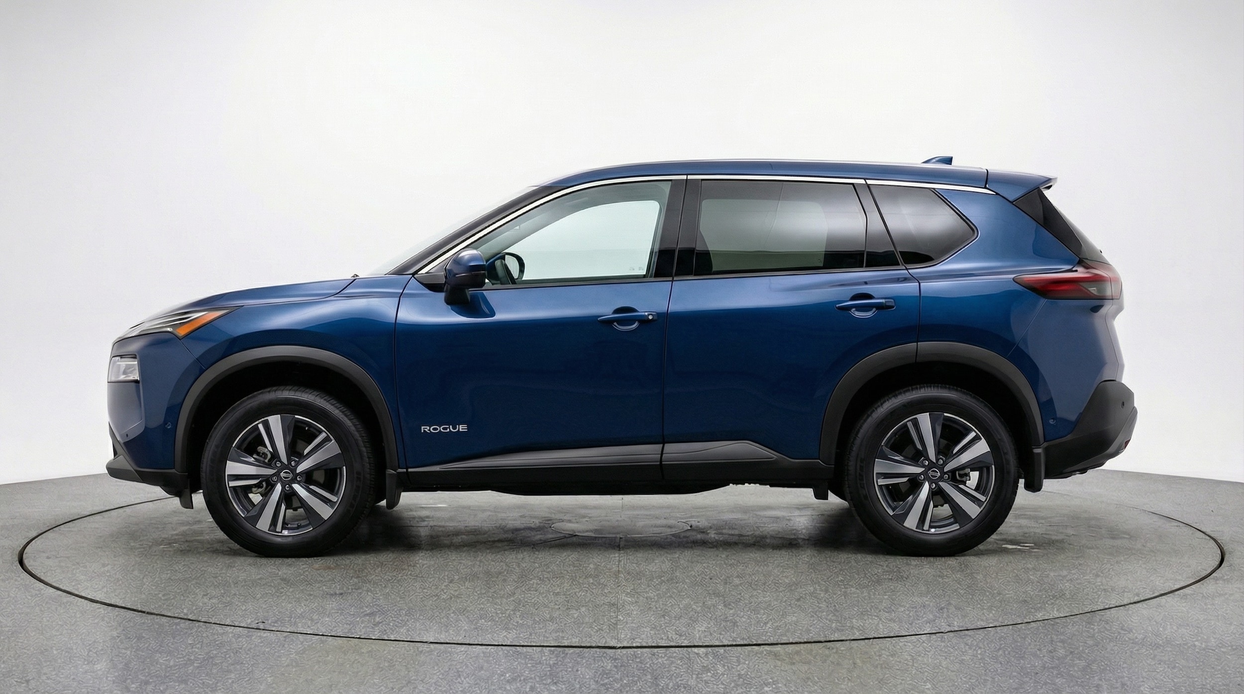Thumbnail: 2026 Nissan Rogue - 4