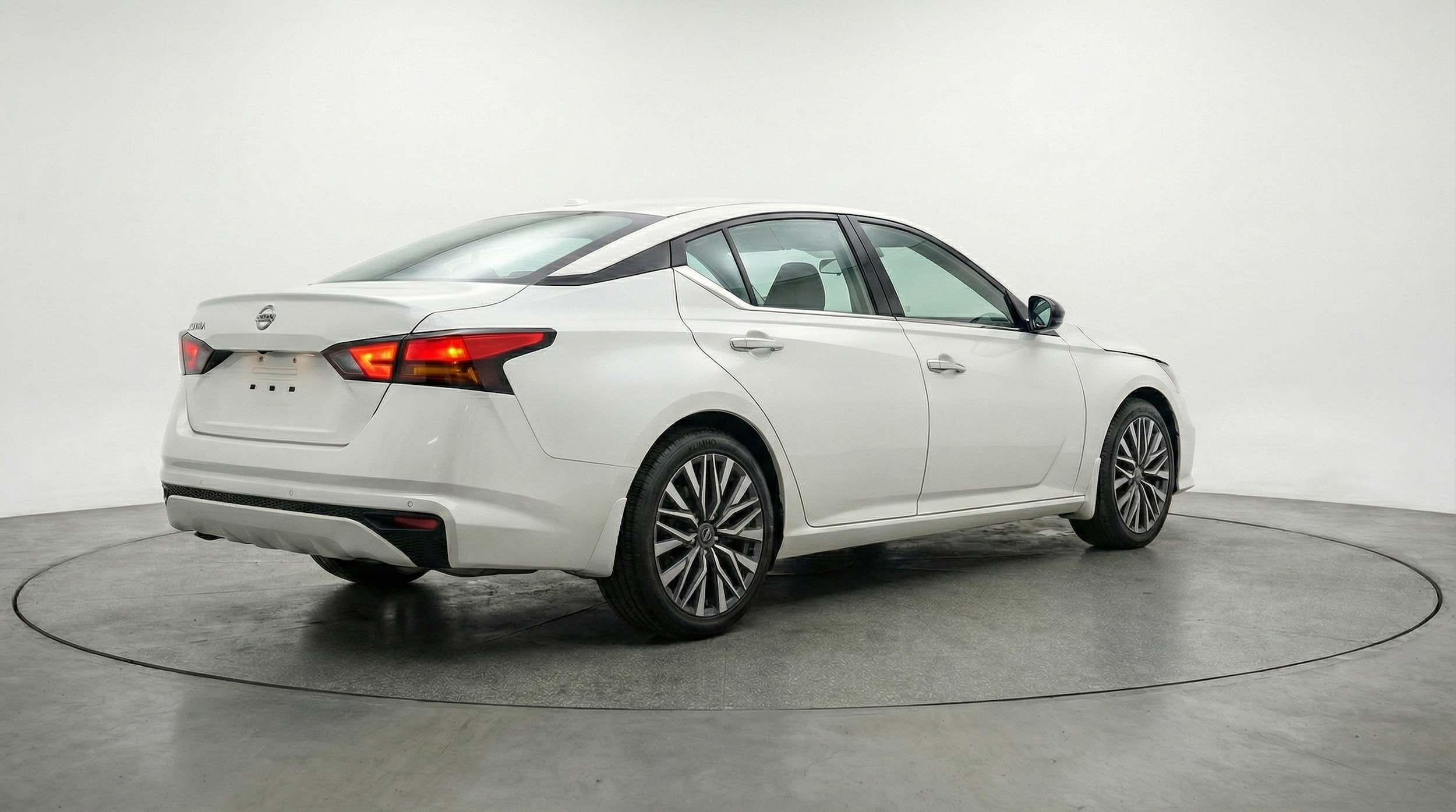 Thumbnail: 2025 Nissan Altima - 7