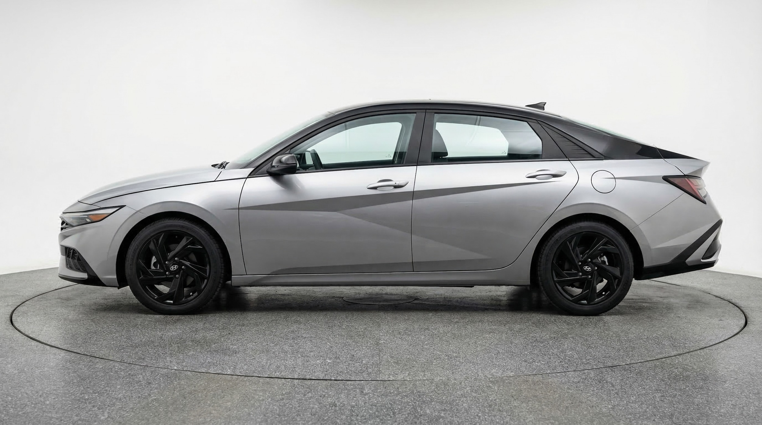 Thumbnail: 2026 Hyundai Elantra - 4