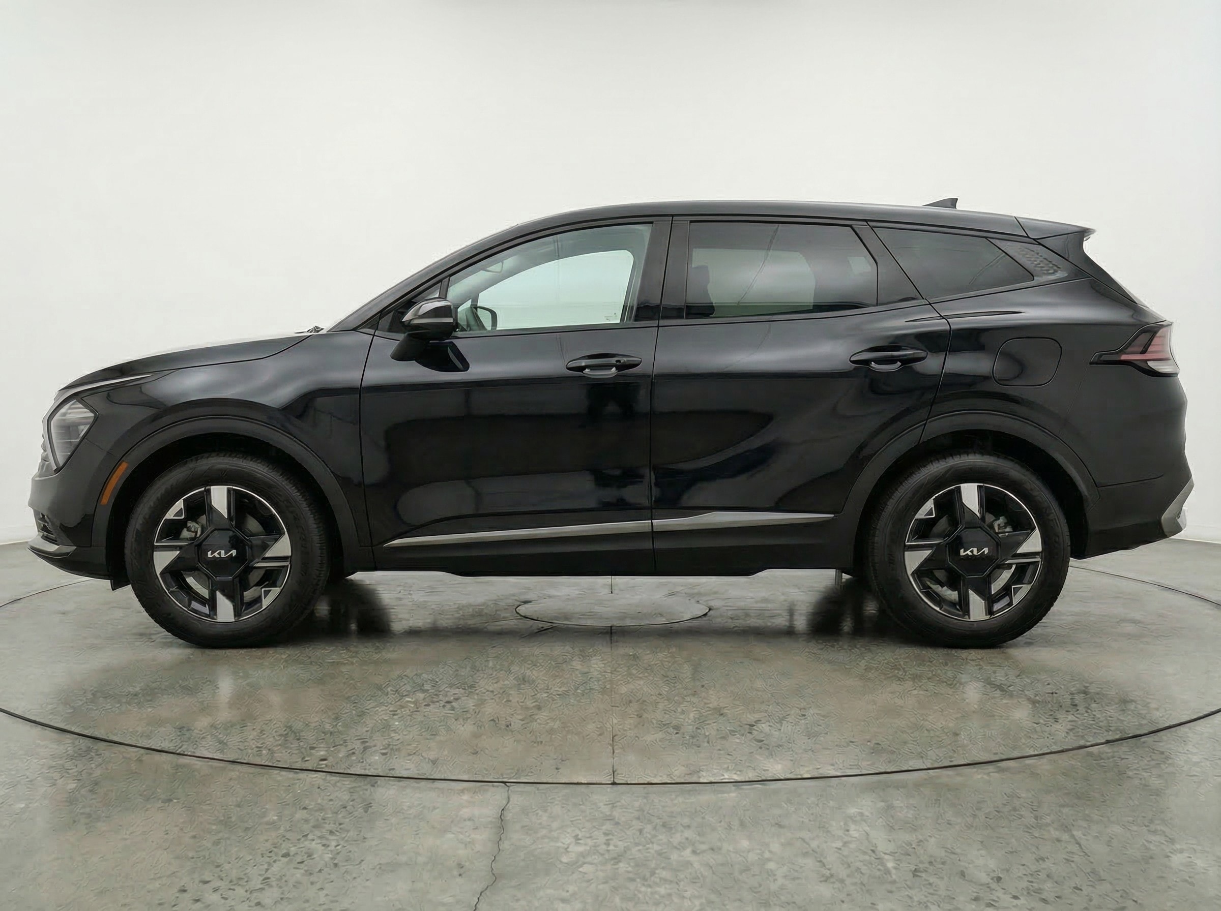 Thumbnail: 2026 Kia Sportage - 4