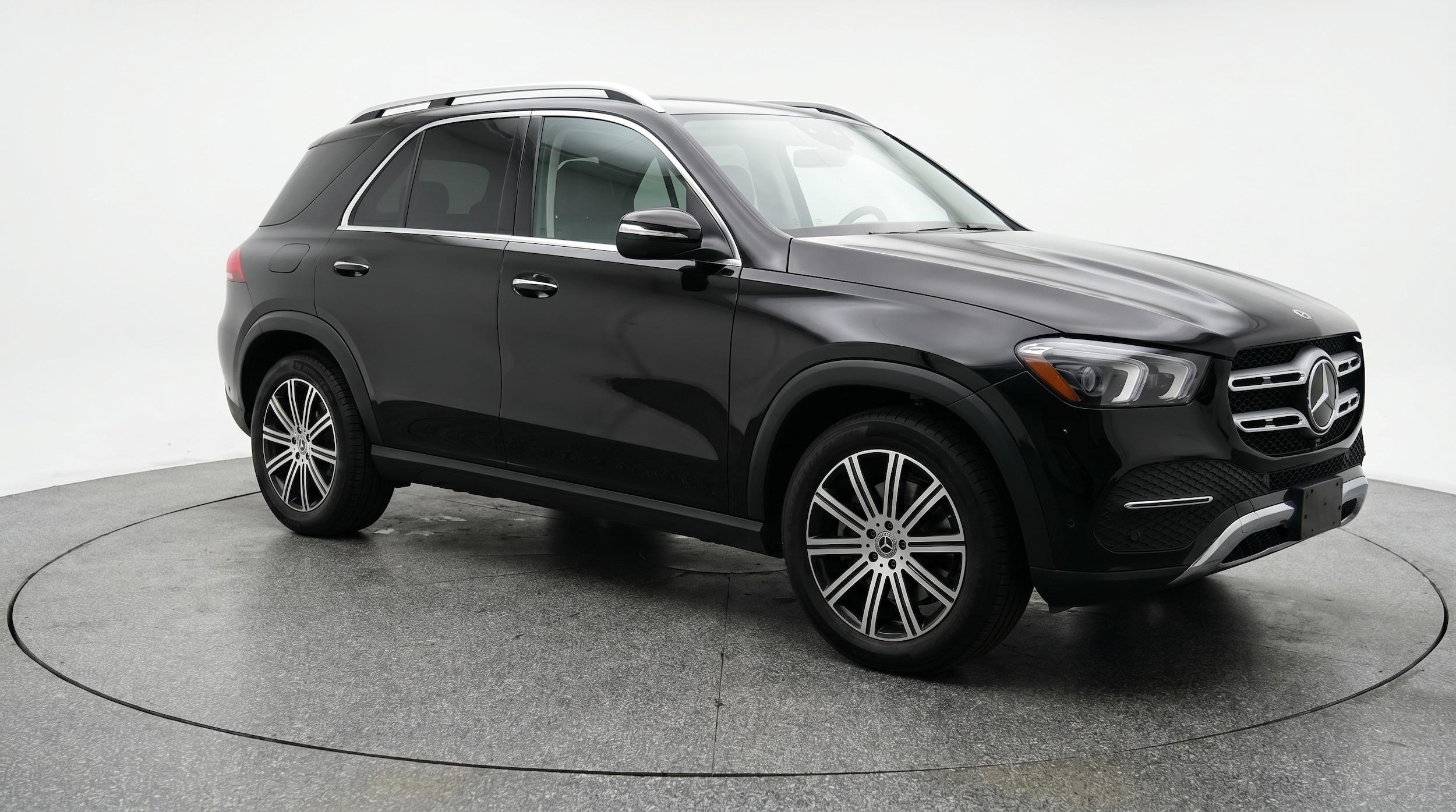 Thumbnail: 2026 Mercedes-Benz GLE - 1