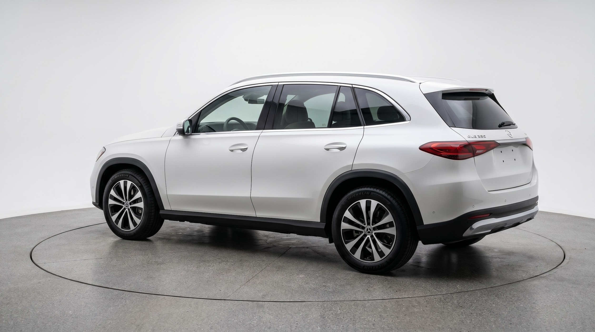 Thumbnail: 2026 Mercedes-Benz GLE - 5