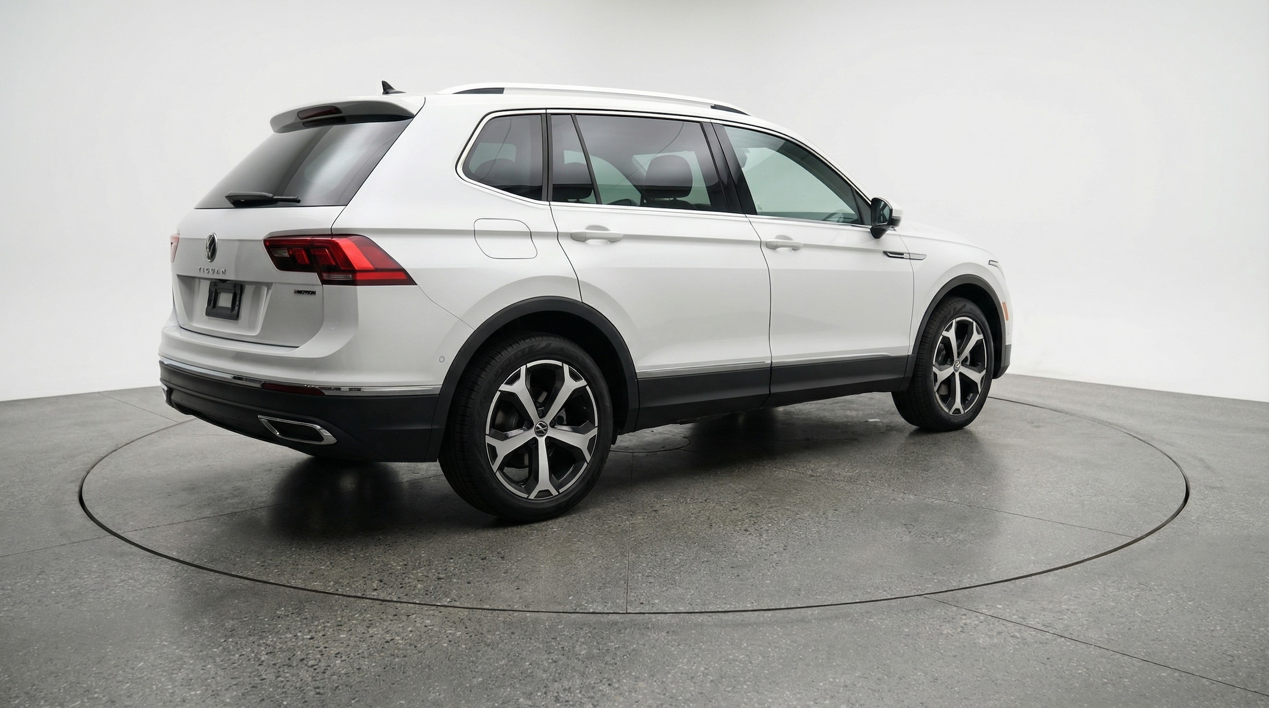 Thumbnail: 2026 Volkswagen Tiguan - 7