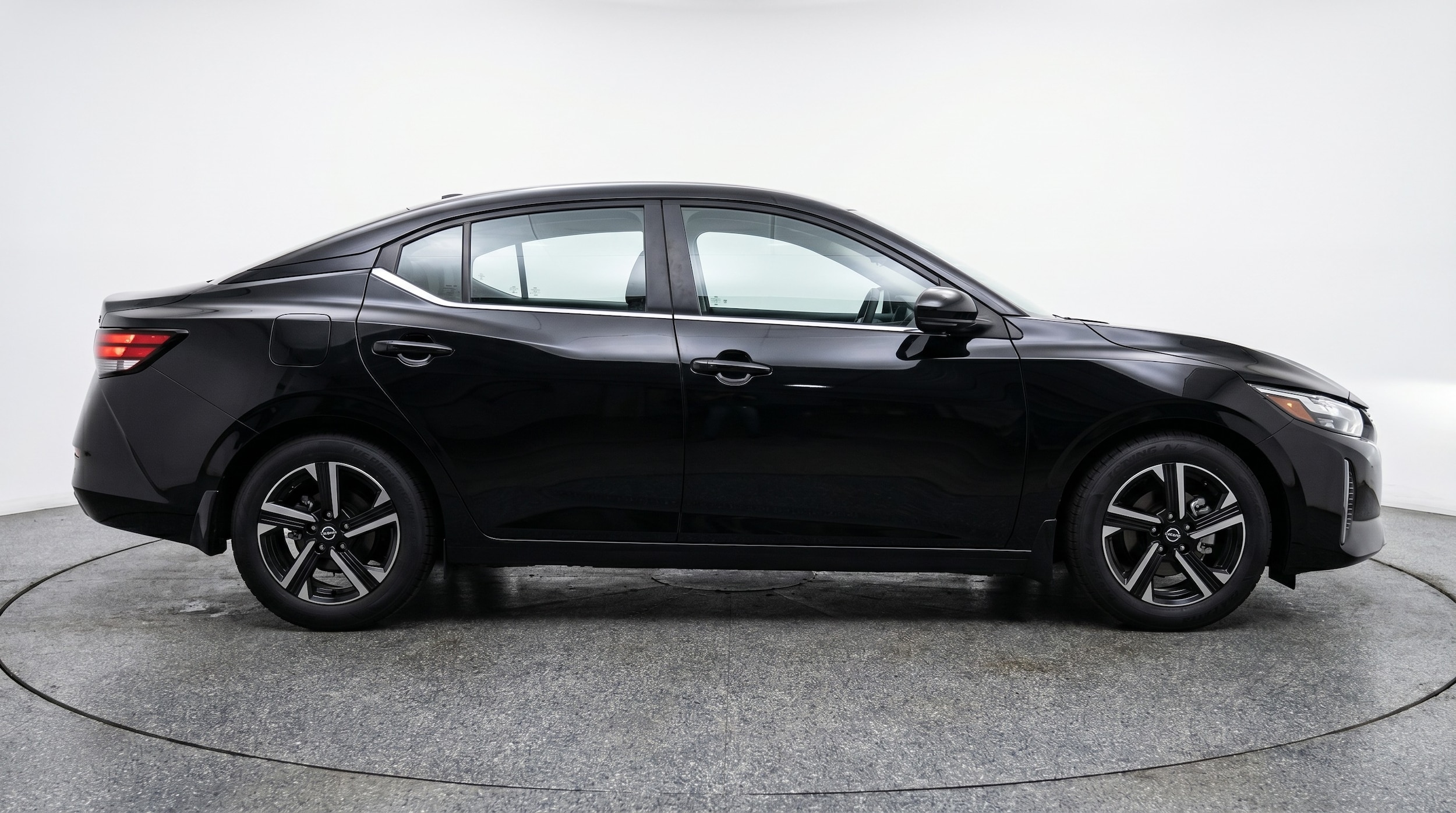 Thumbnail: 2024 Nissan Sentra - 8
