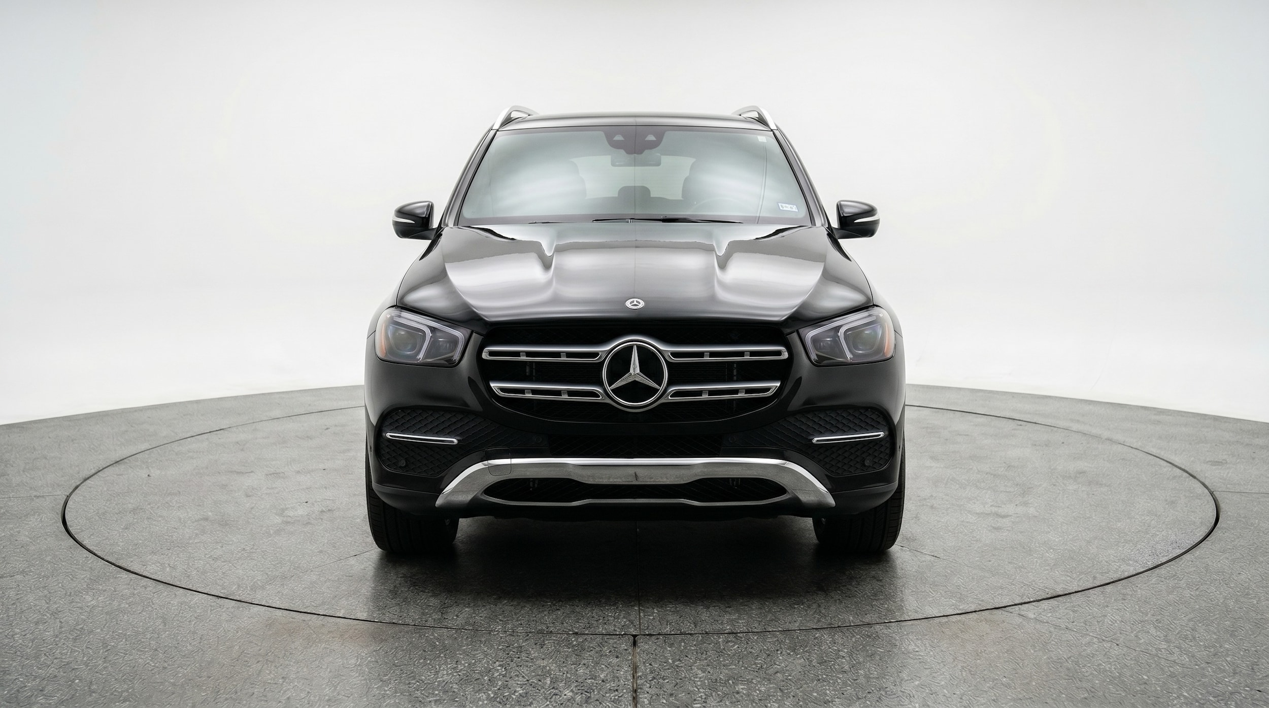 Thumbnail: 2026 Mercedes-Benz GLE - 2