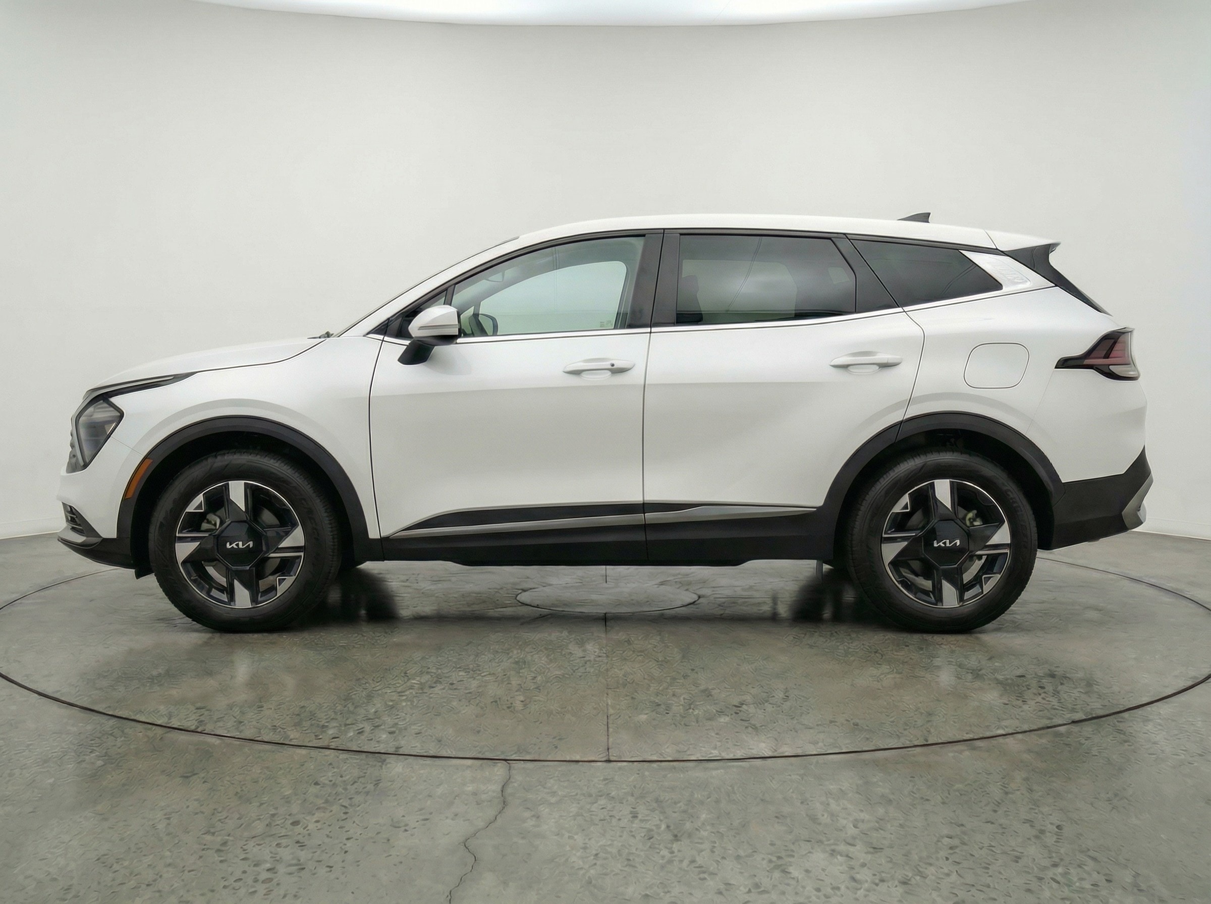 Thumbnail: 2026 Kia Sportage - 4